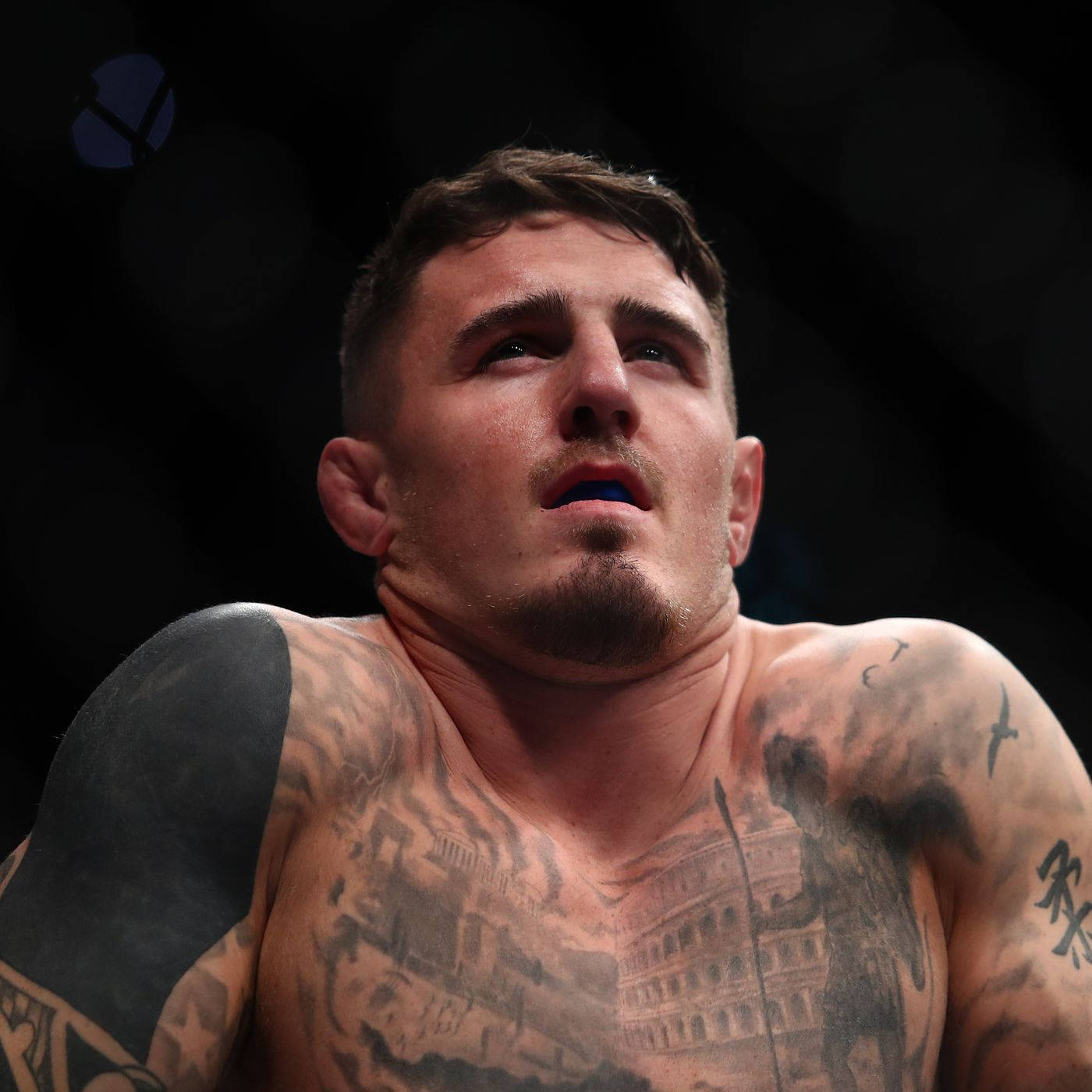 Tom Aspinall, blue mouthguard, dimly lit arena, HD Desktop Wallpaper