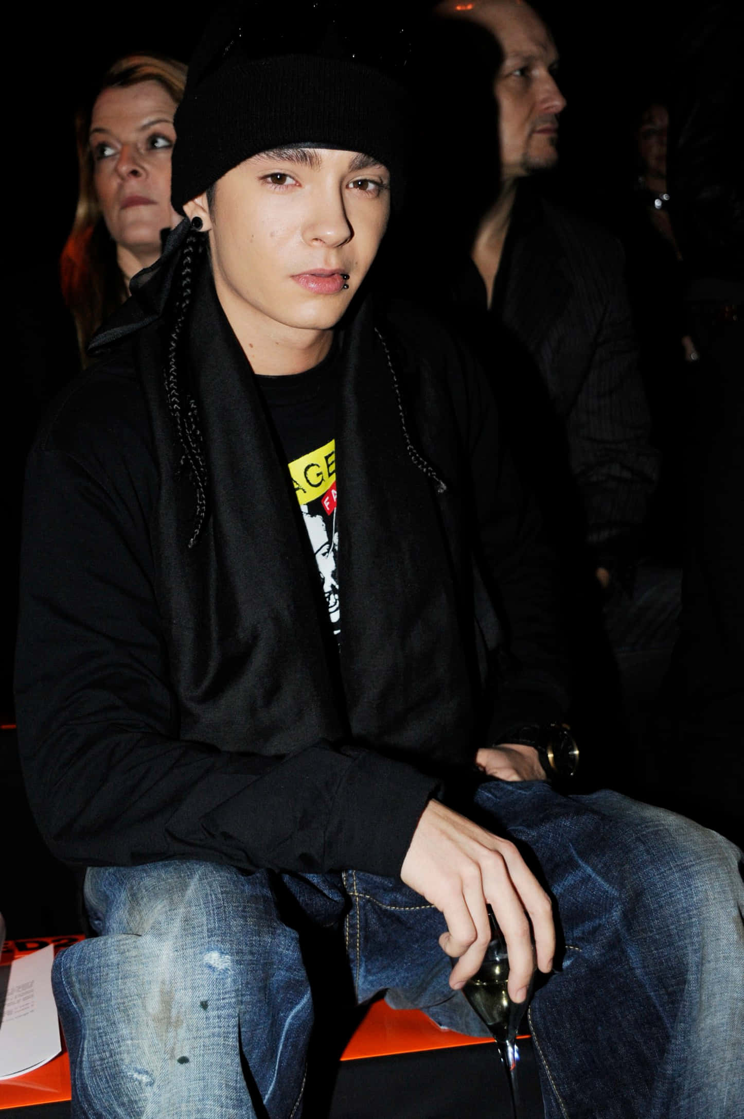 Tom Kaulitz, black beanie, hoodie, Full HD Phone Wallpaper