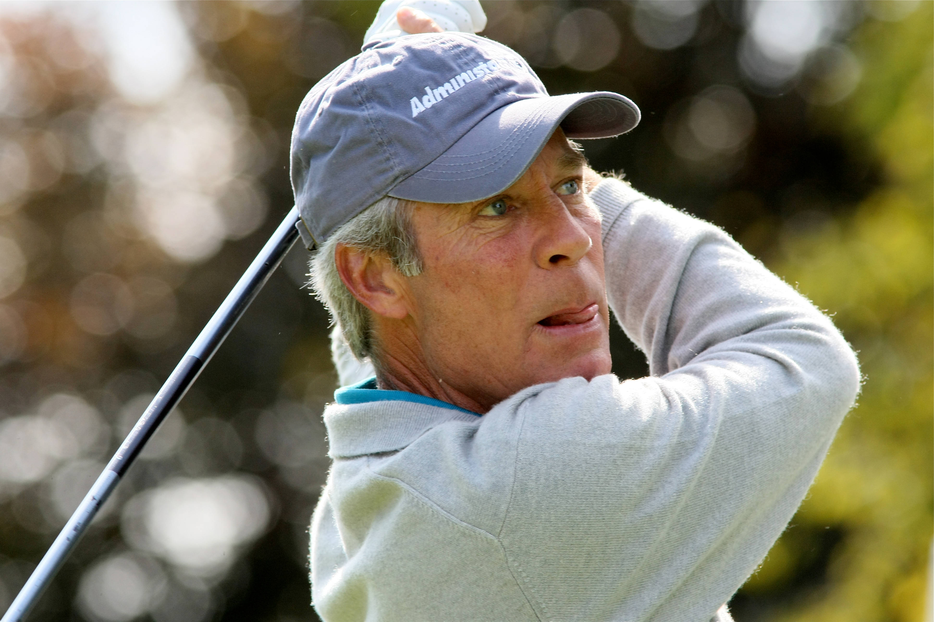 Tom Kite, gray cap, light sweater, 4K Desktop Wallpaper