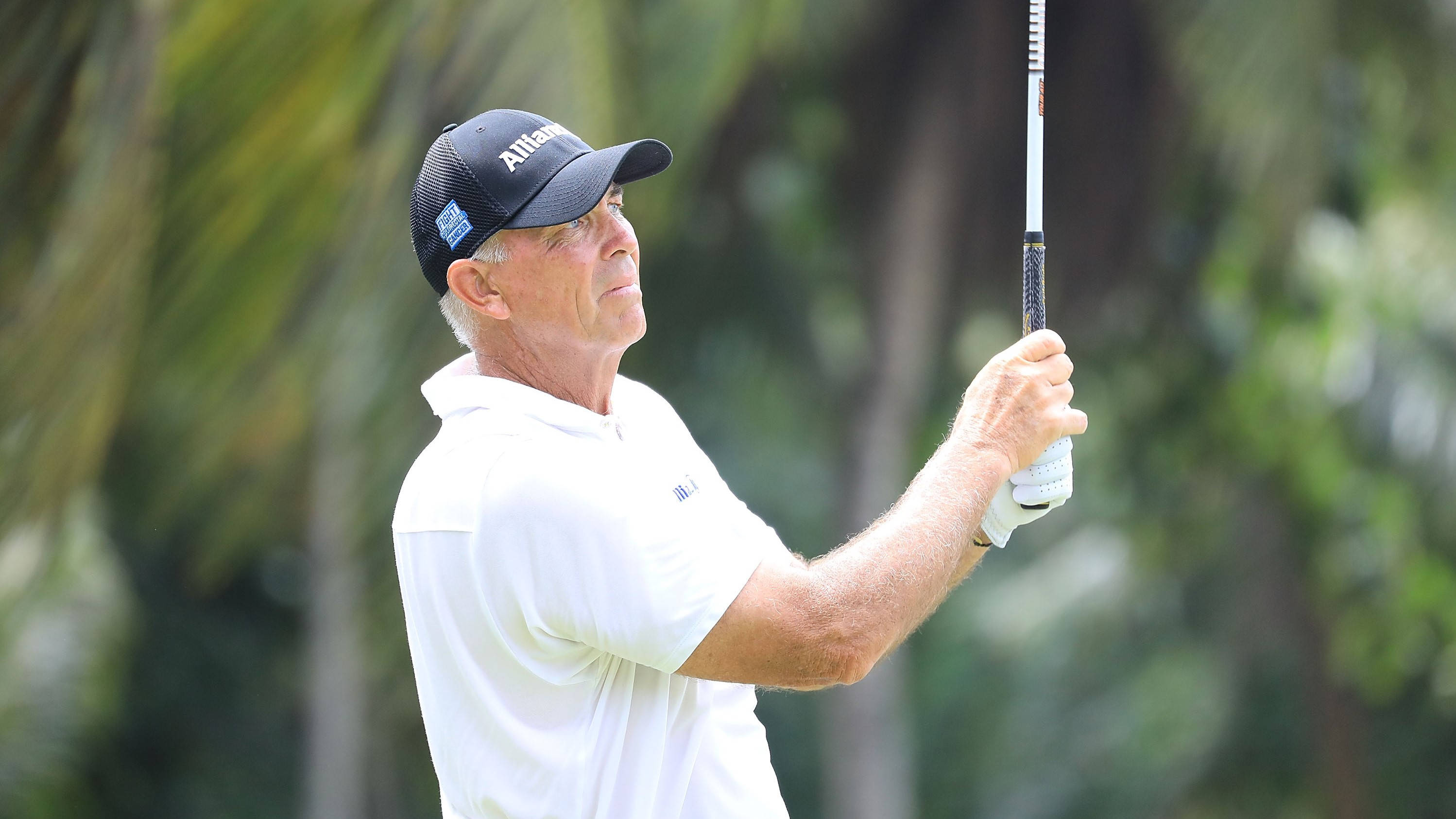 Tom Lehman, white shirt, black cap, 2K Desktop Wallpaper