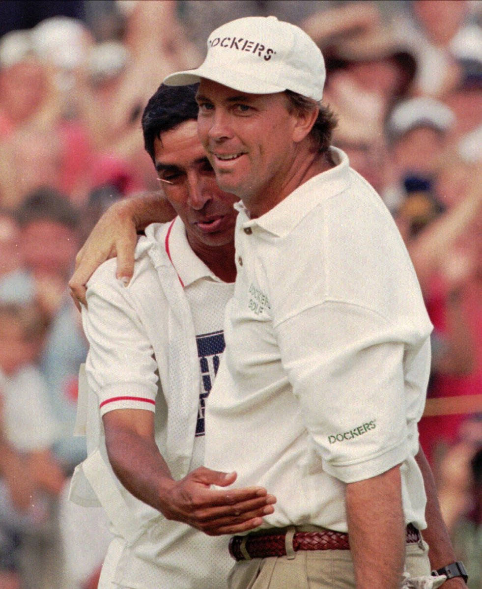 Tom Lehman, white Dockers apparel, sunlit course, SD Phone Wallpaper