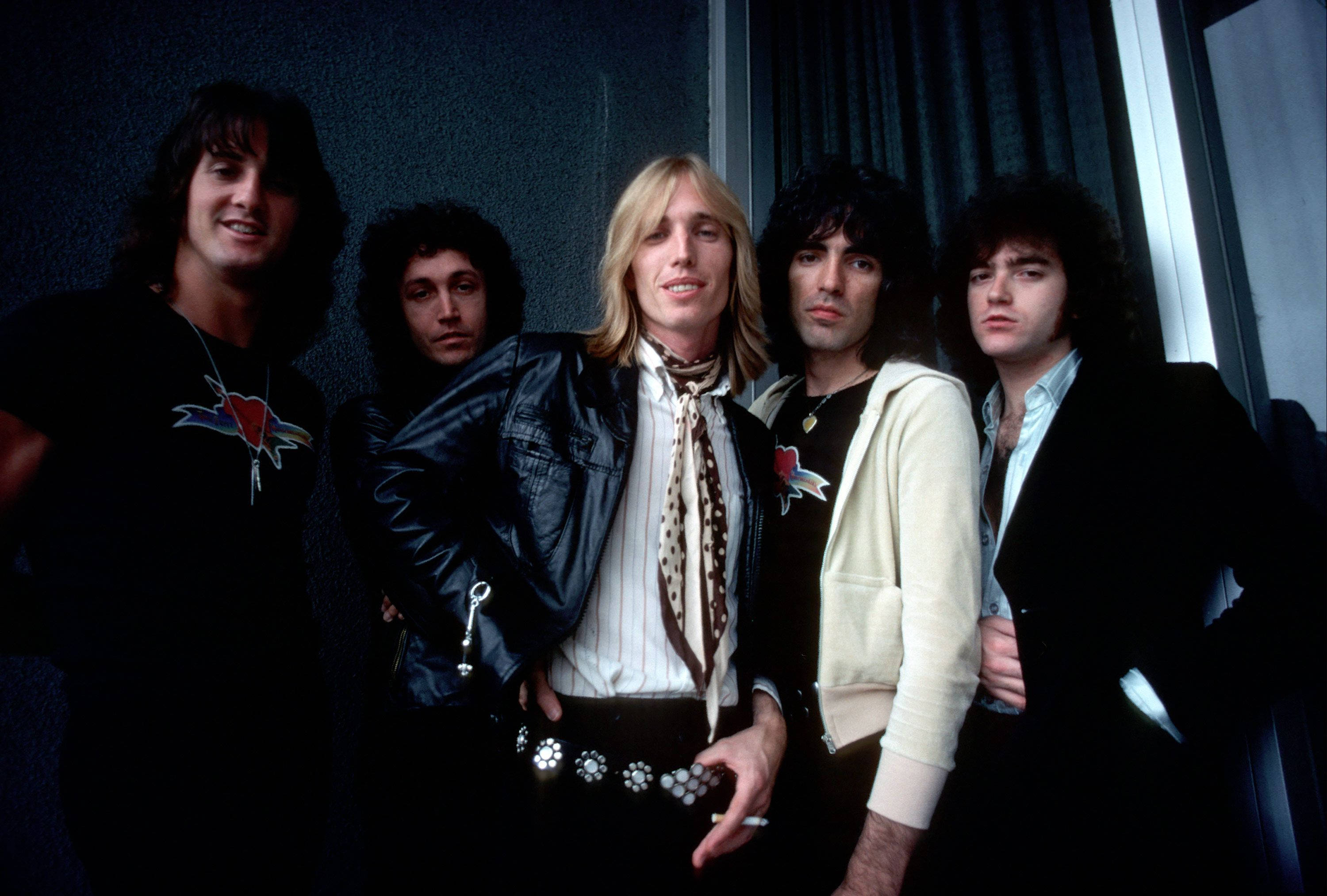 Tom Petty And The Heartbreakers, 1977, backstage portrait, 2K Desktop Wallpaper