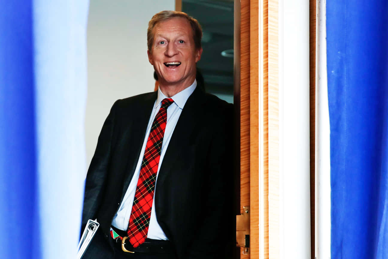 Tom Steyer, black suit, red plaid tie, HD Desktop Wallpaper