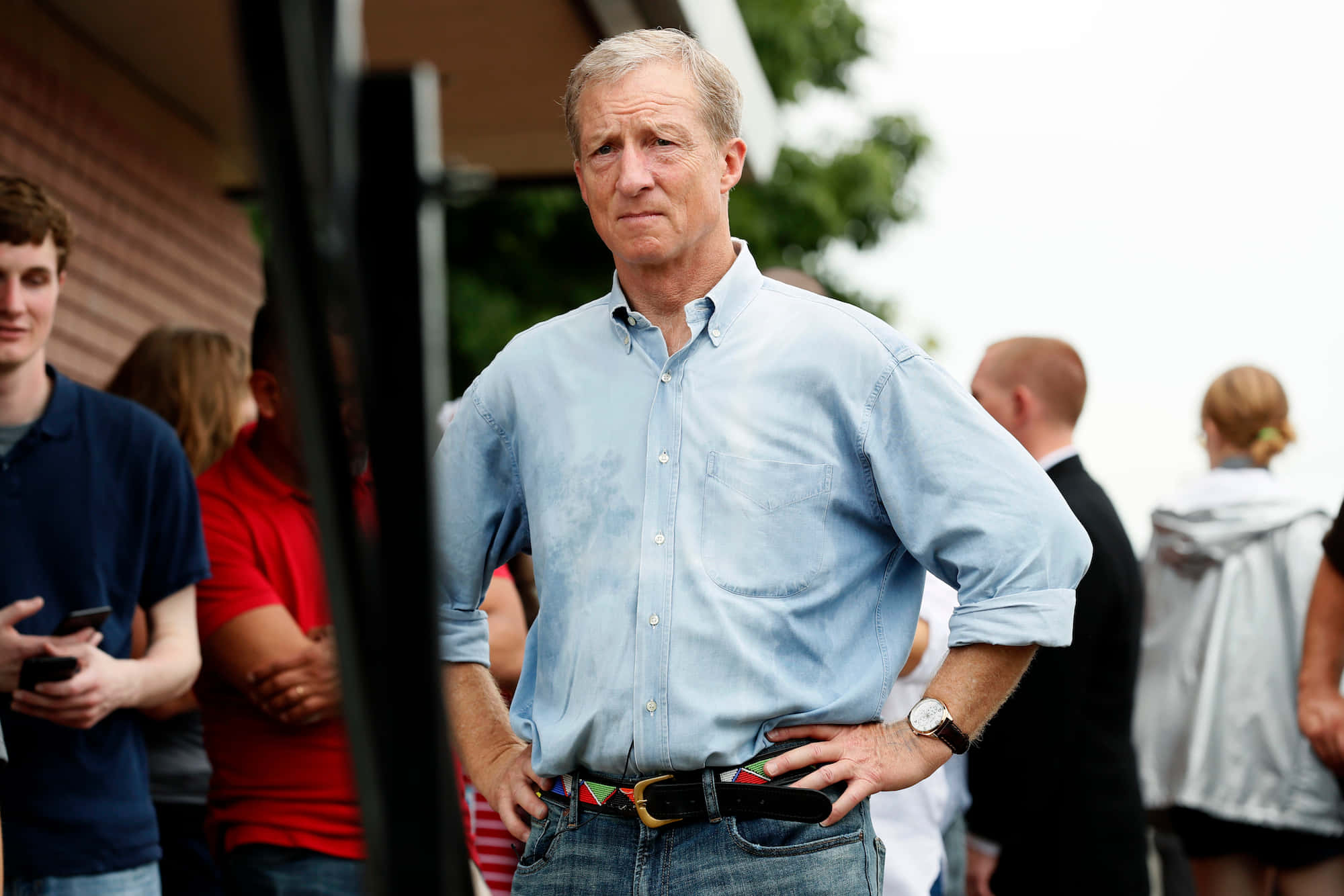 Tom Steyer, light blue shirt, hands on hips, Full HD Desktop Wallpaper