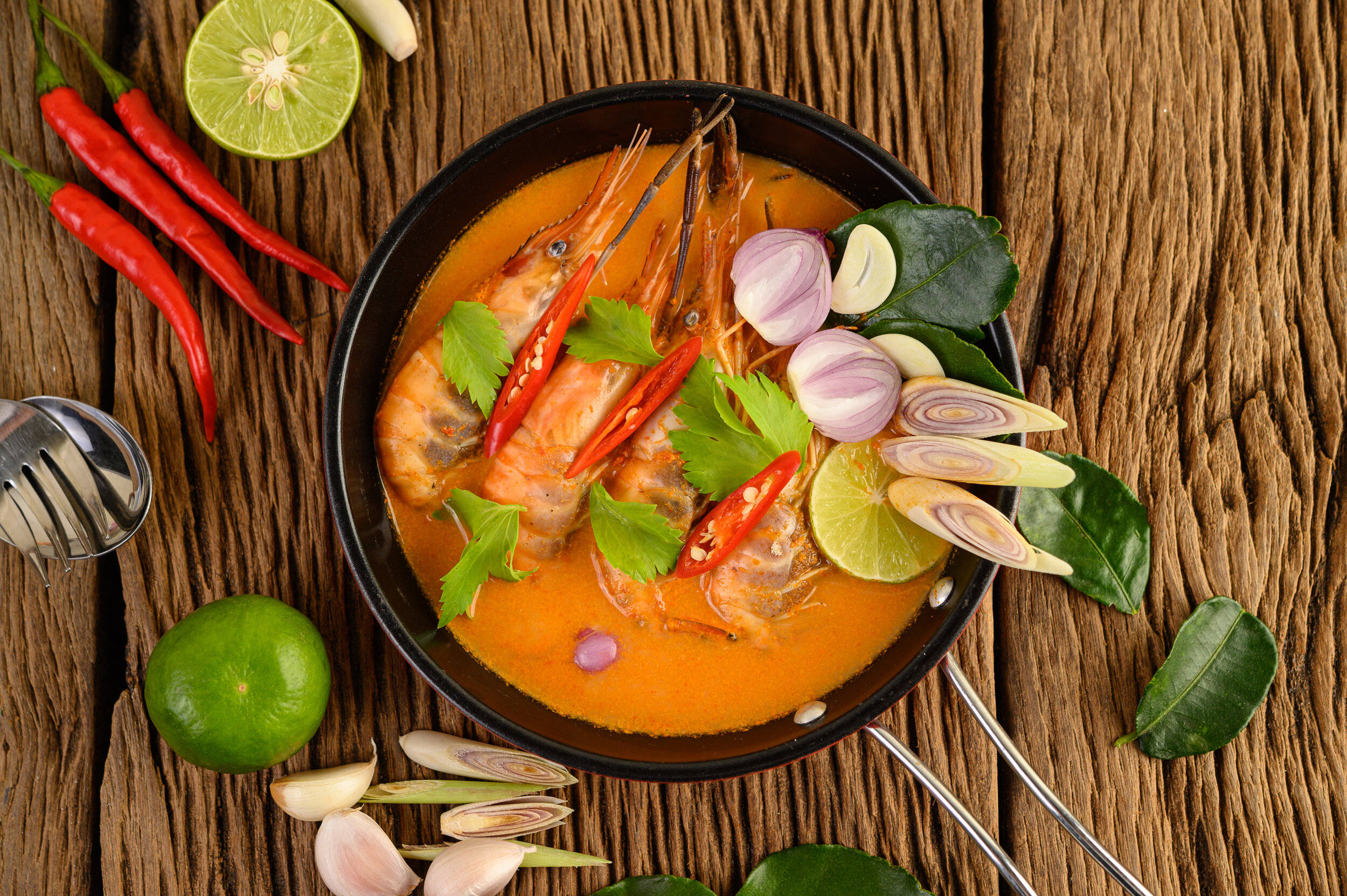 Tom Yum, Thai shrimp curry, lime chili shallots, Full HD Desktop Wallpaper