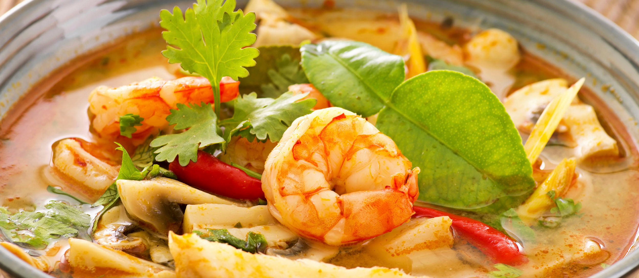 Seafood Tom Yum Soup, Thai cuisine, shrimp, Full HD Desktop Wallpaper