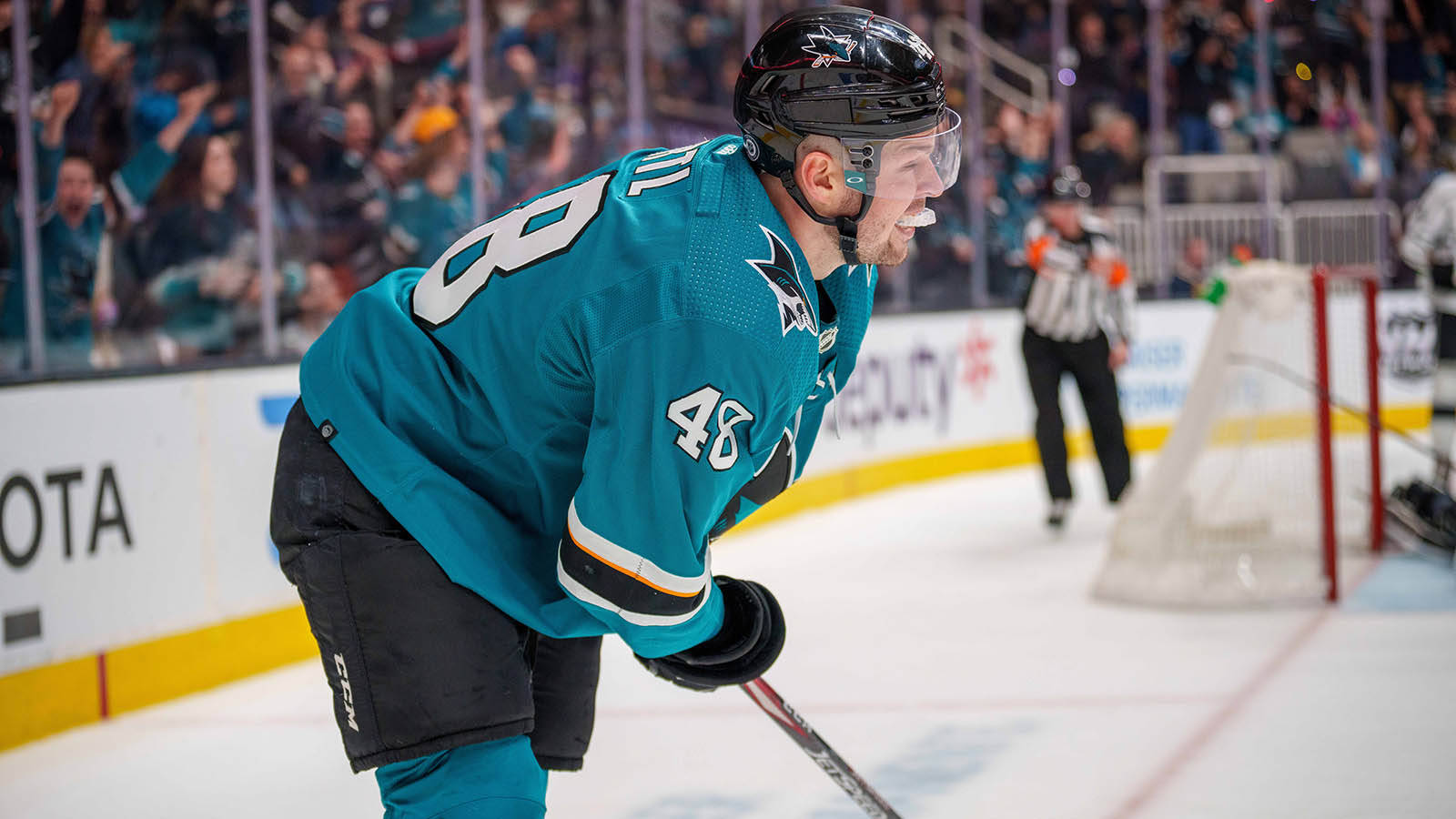 Tomas Hertl, teal jersey, number 48, HD Desktop Wallpaper
