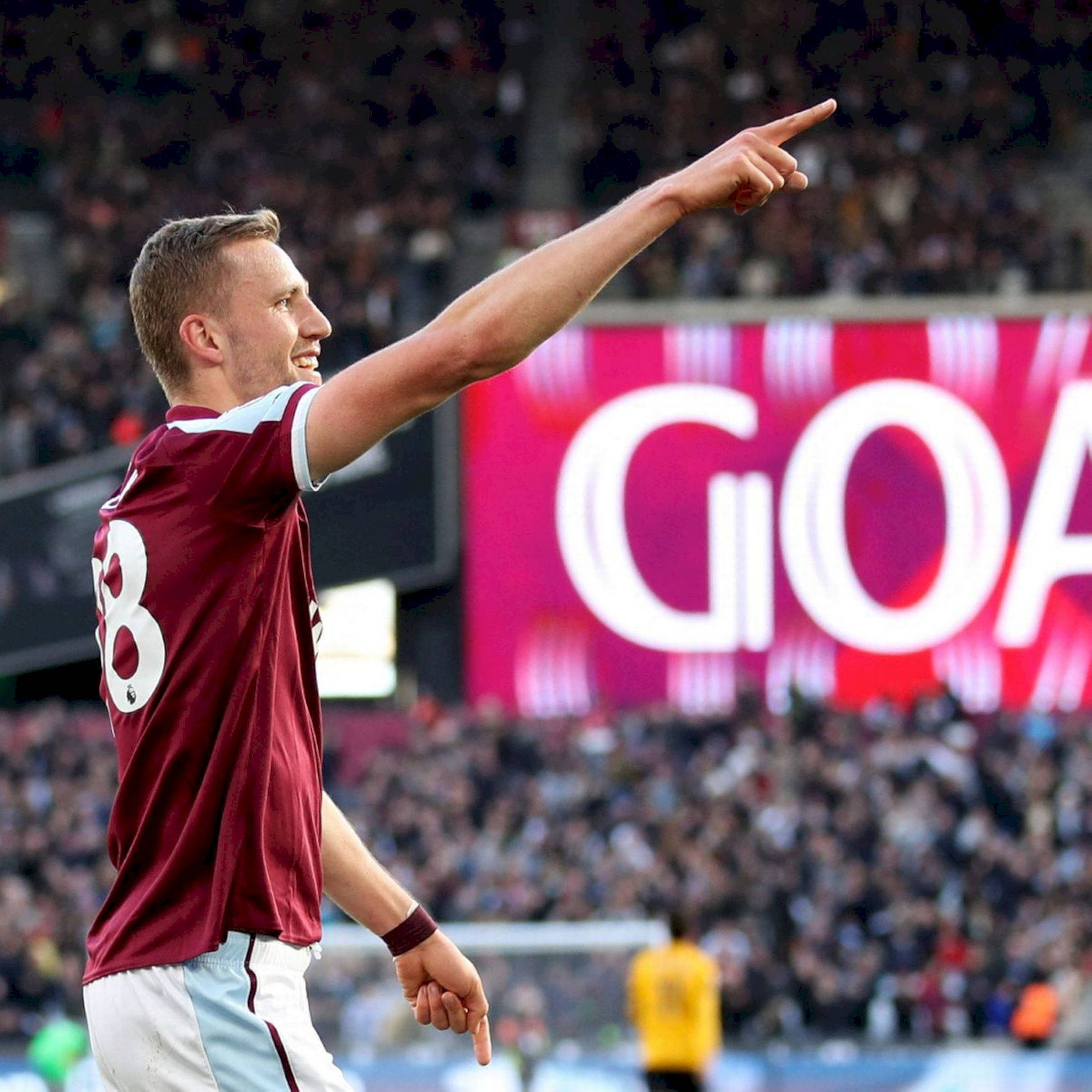 Tomas Soucek, maroon jersey, stadium lights, Full HD Desktop Wallpaper