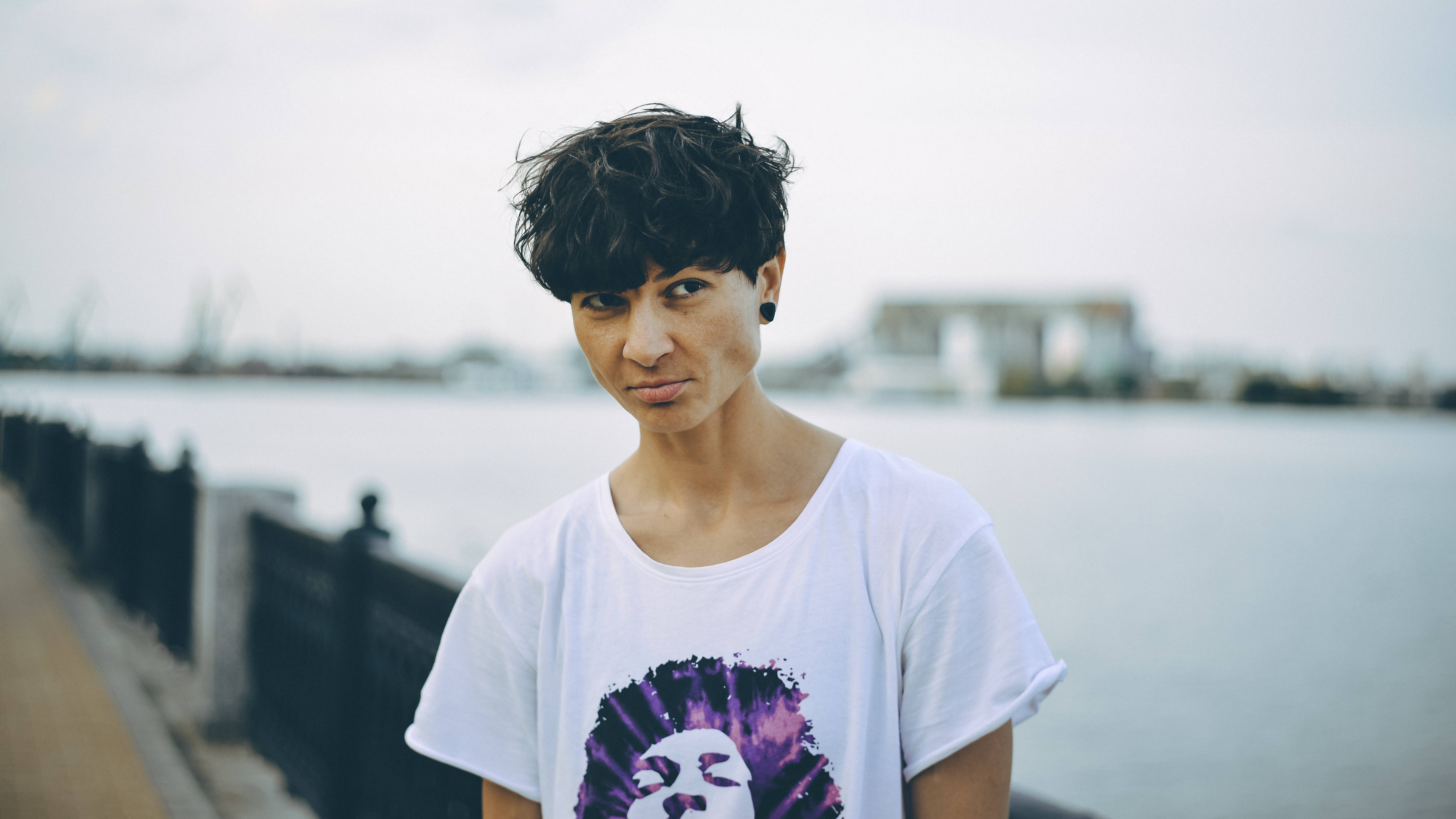 Tomboy, white t-shirt, short dark hair, 5K Desktop Wallpaper