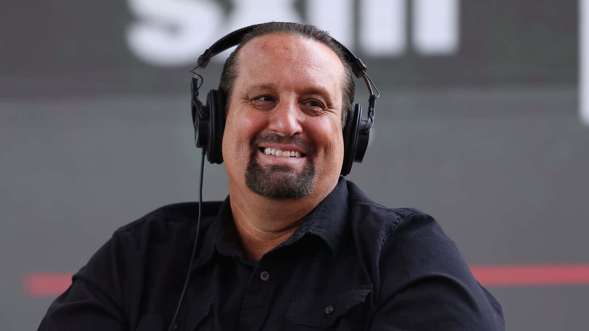 Tommy Dreamer, goatee, black headphones, Full HD Desktop Wallpaper