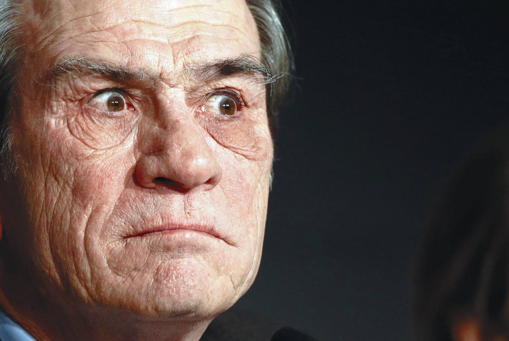 Tommy Lee Jones, glaring eyes, wrinkled skin, Full HD Desktop Wallpaper