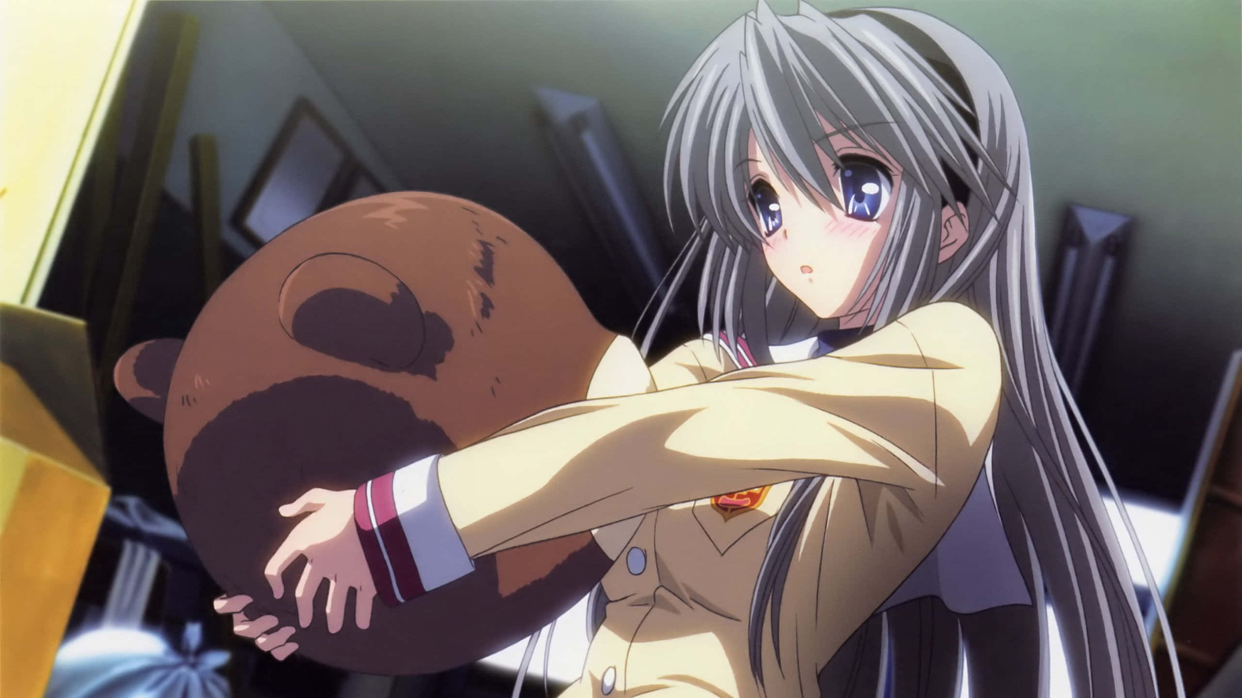 Tomoyo Sakagami, silver-haired, beige uniform, 2K Desktop Wallpaper