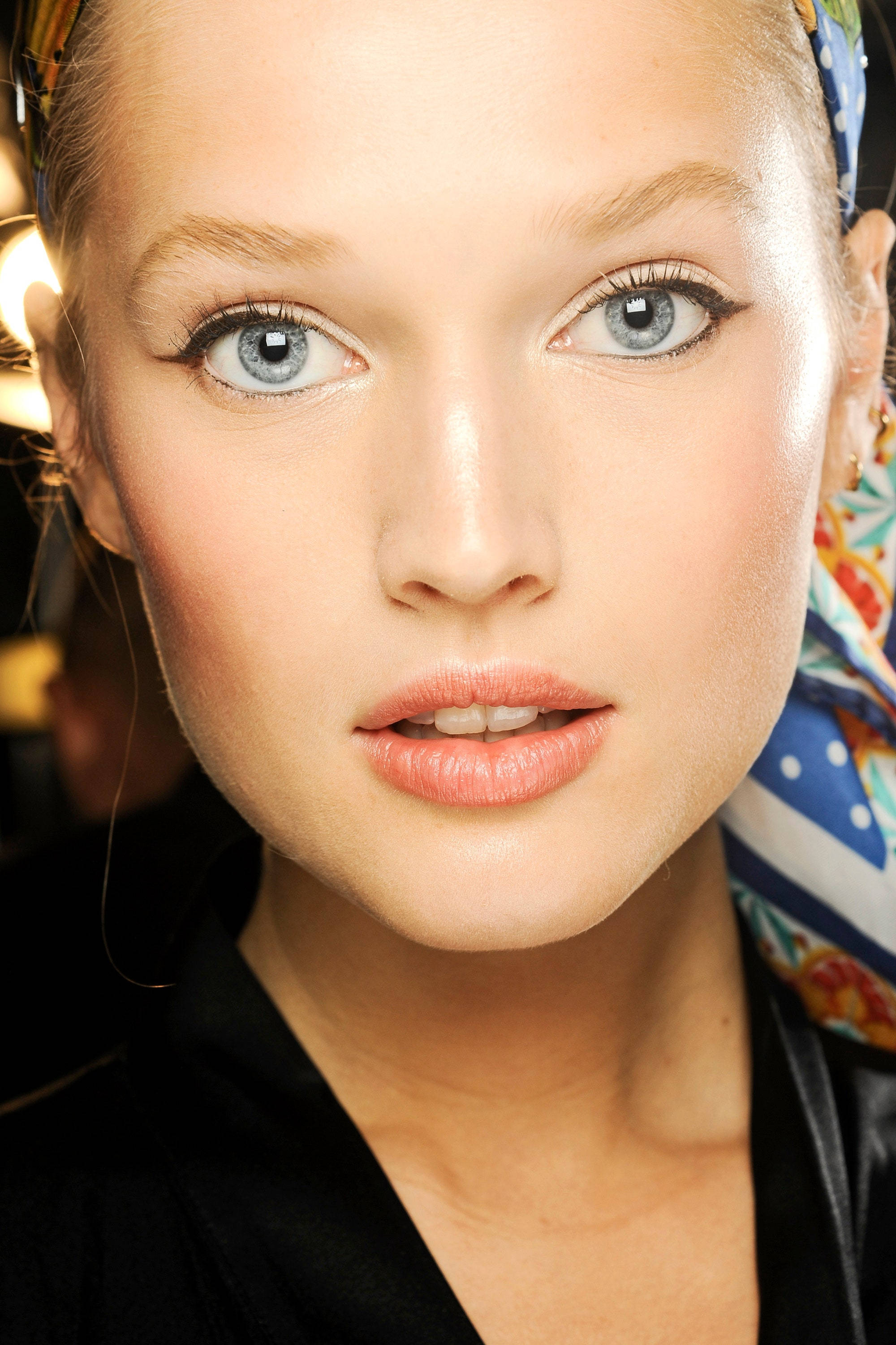 Toni Garrn, blue eyes, soft makeup, 2K Phone Wallpaper