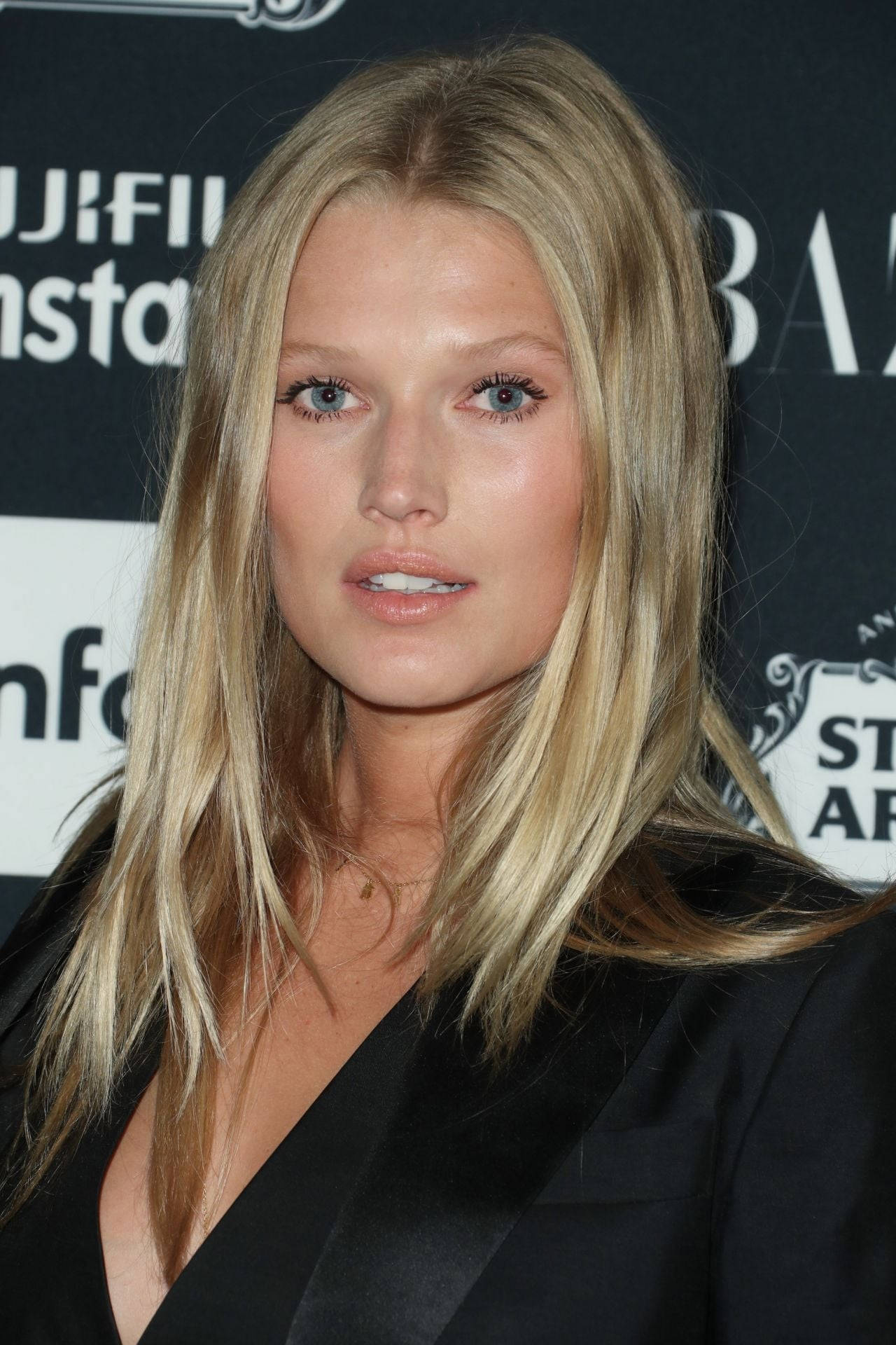 Toni Garrn, blonde woman, blue eyes, Full HD Phone Wallpaper