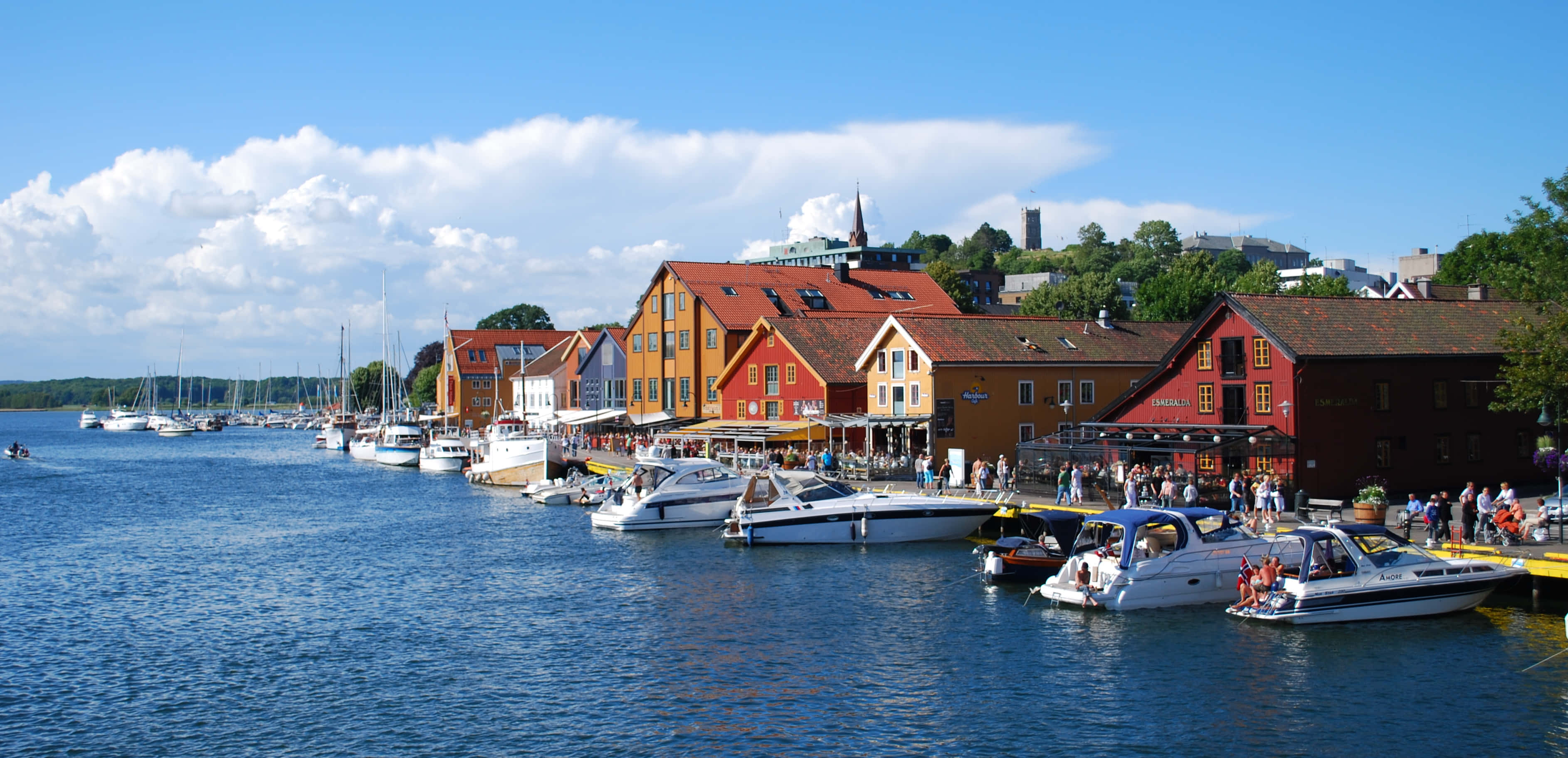 Tønsberg, waterfront, summer scene, 2K Desktop Wallpaper