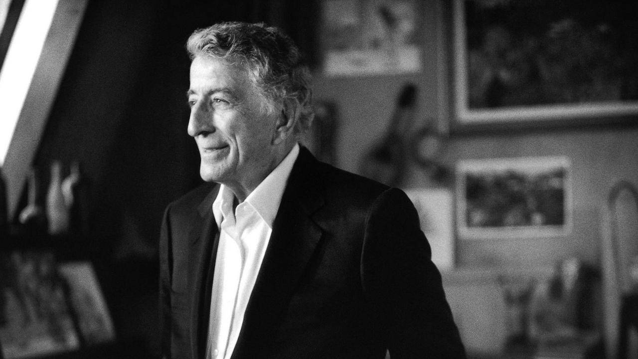 Tony Bennett, black and white portrait, older man, HD Desktop Wallpaper