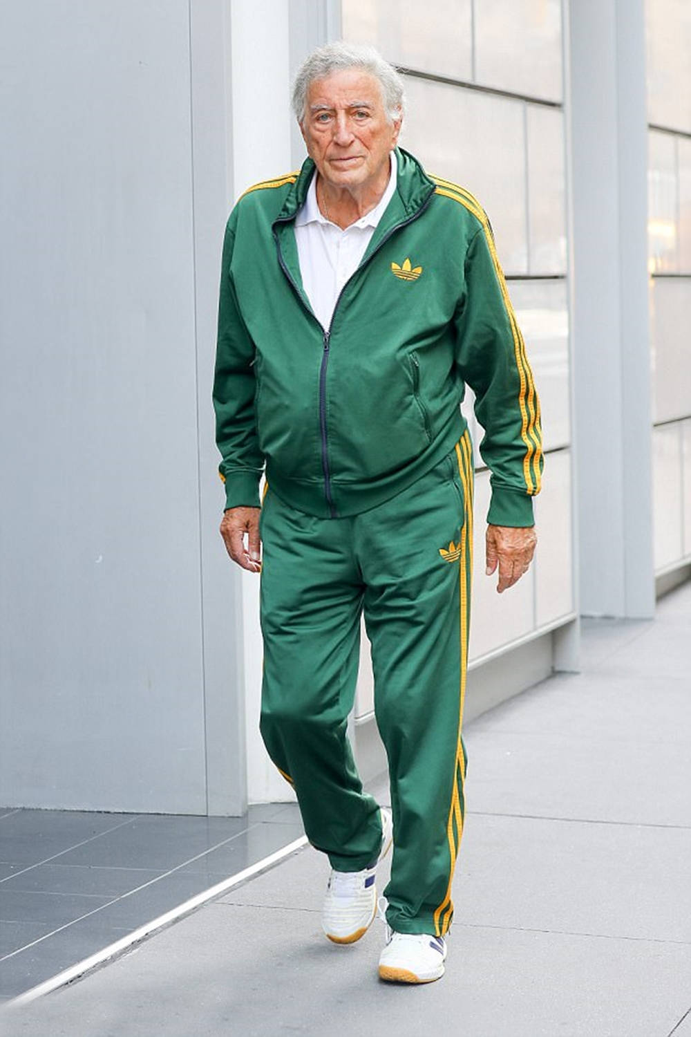 Tony Bennett, Adidas tracksuit, green, HD Phone Wallpaper