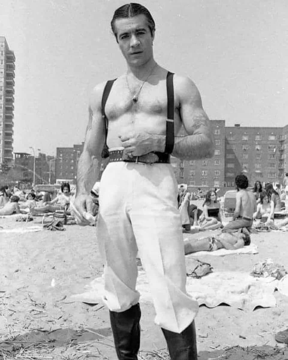 Tony Sirico, suit and tie, muscular man, SD Phone Wallpaper