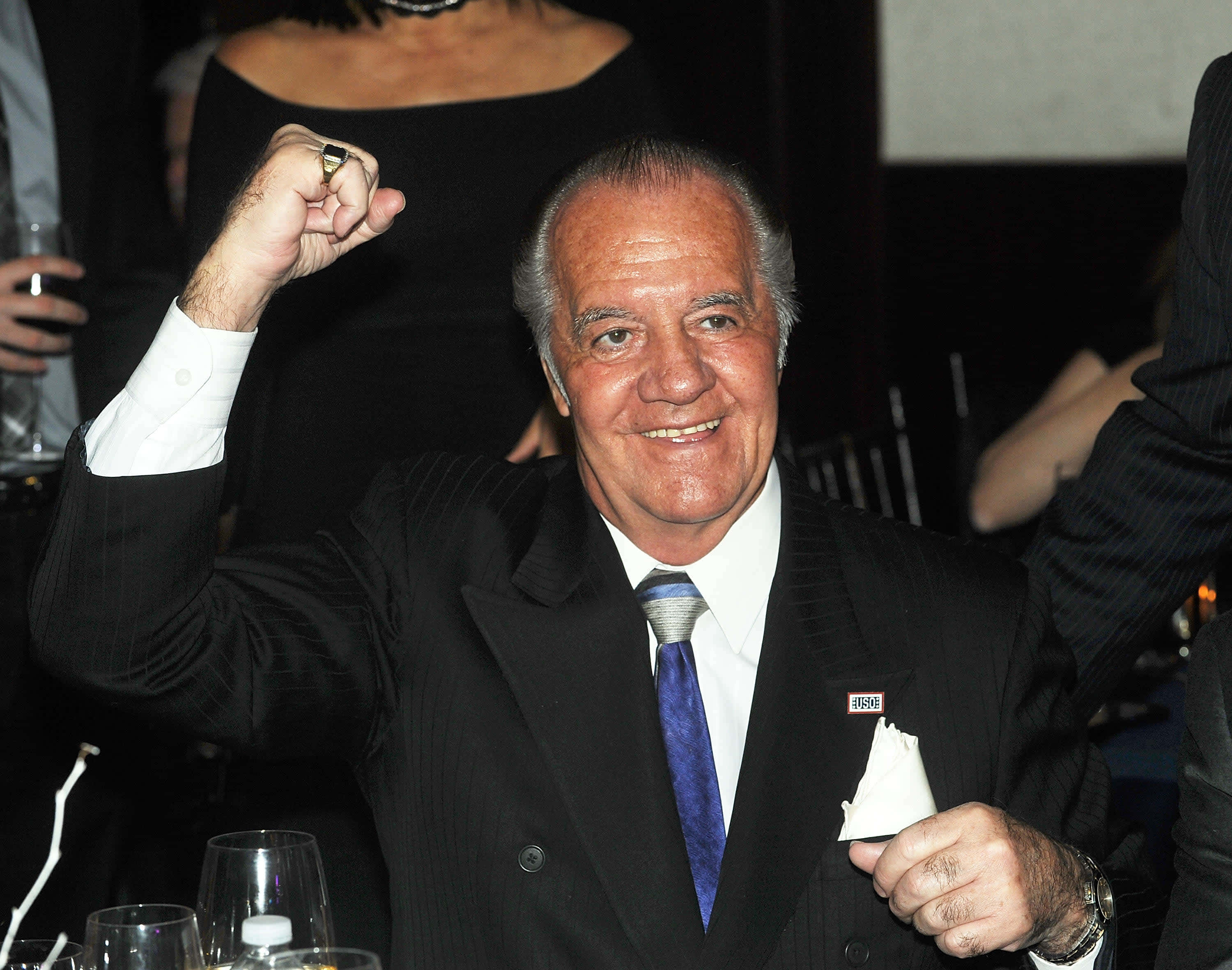 Tony Sirico, black suit, formal dinner event, 2K Desktop Wallpaper