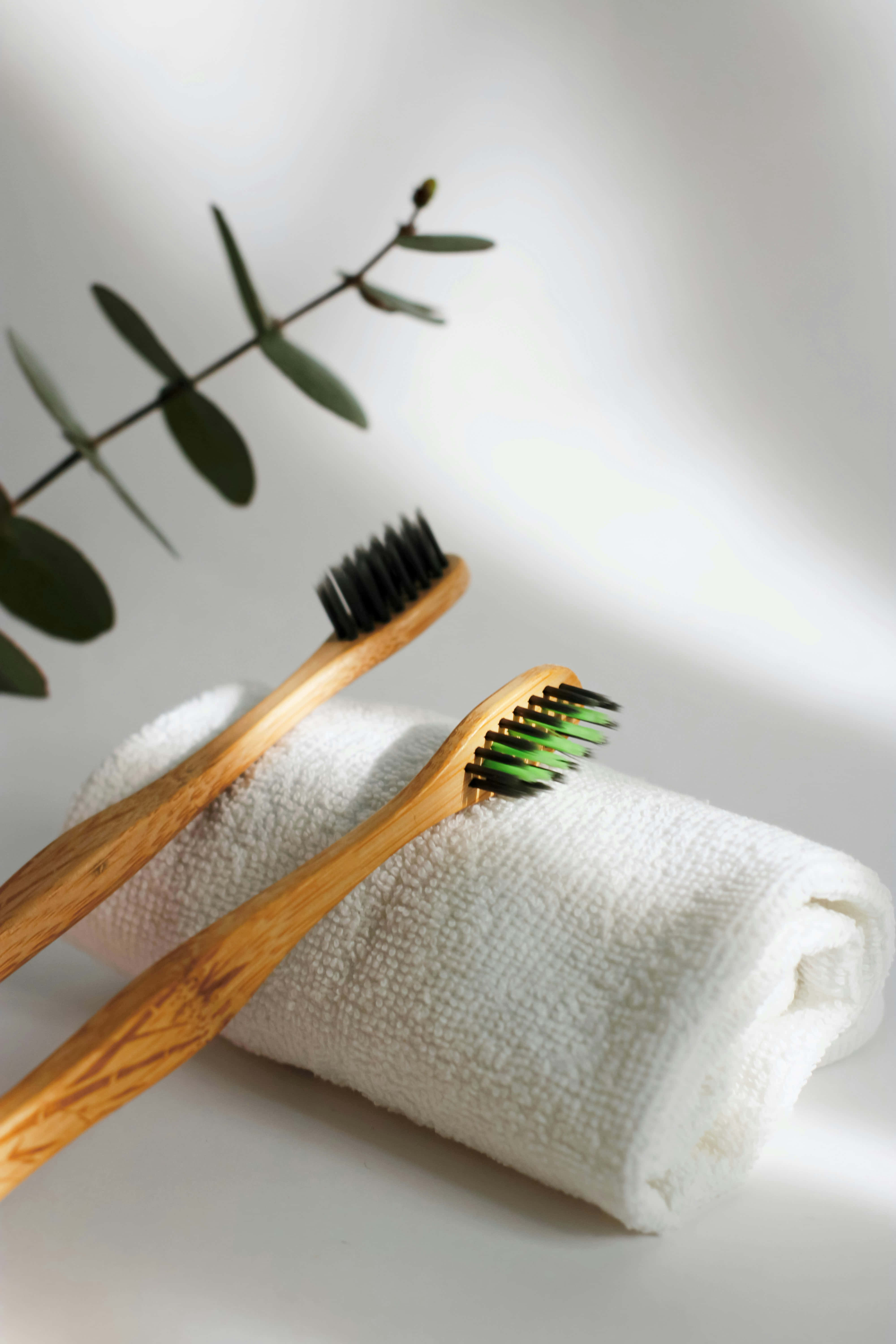 eco friendly bamboo toothbrushes, black bristles, green bristles, 5K Phone Wallpaper