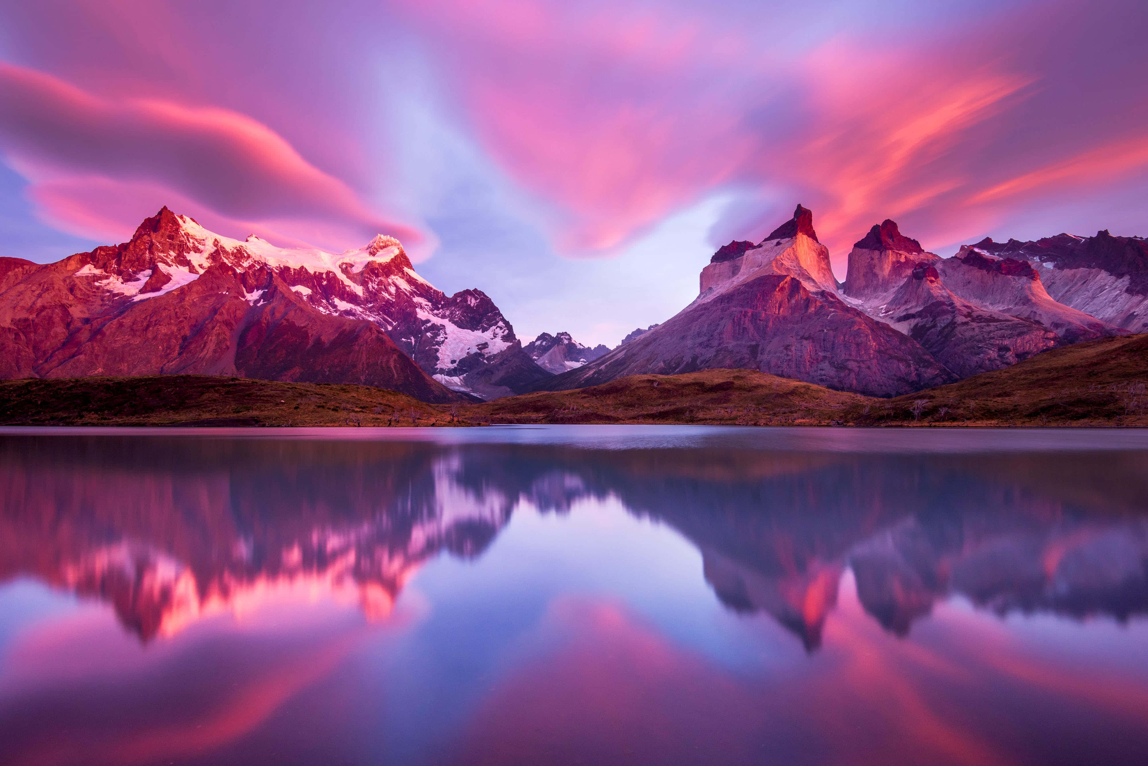 Torres Del Paine National Park, snowcapped mountains, glassy lake, 4K Desktop Wallpaper