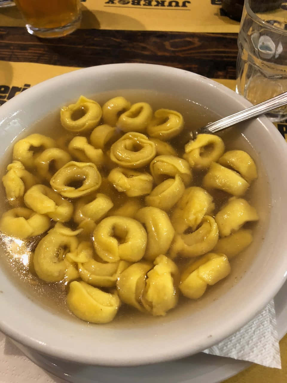 Tortellini In Brodo, white bowl, golden tortellini, HD Phone Wallpaper