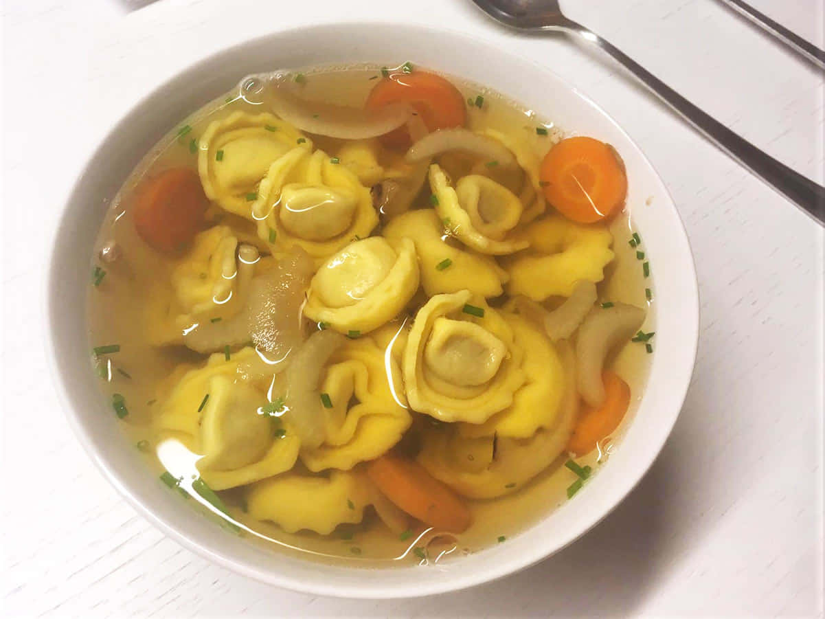 homemade tortellini in brodo, carrots, onions, SD Desktop Wallpaper