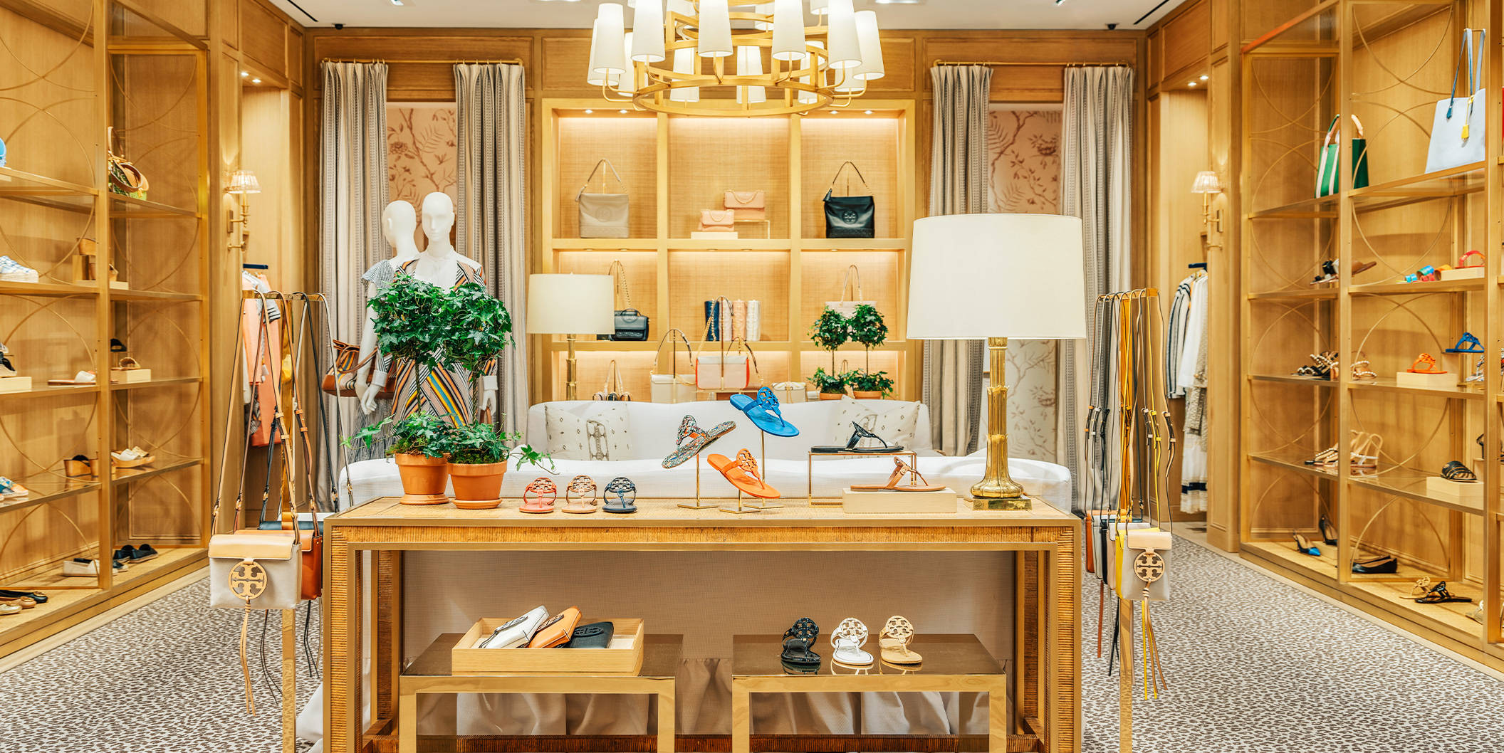 Tory Burch, golden-lit, wooden shelves, Full HD Desktop Wallpaper