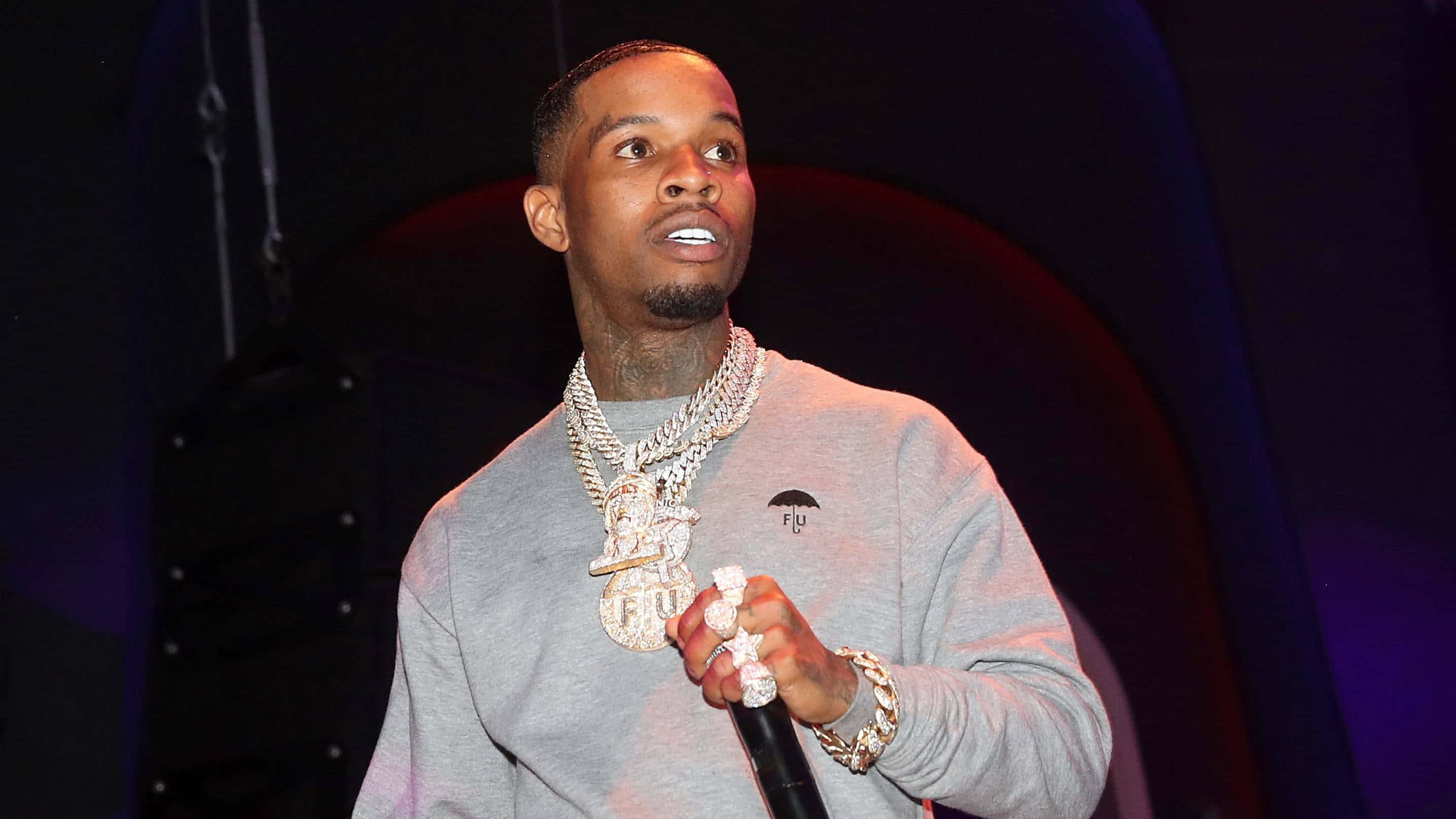 Tory Lanez, stage, purple lights, 2K Desktop Wallpaper