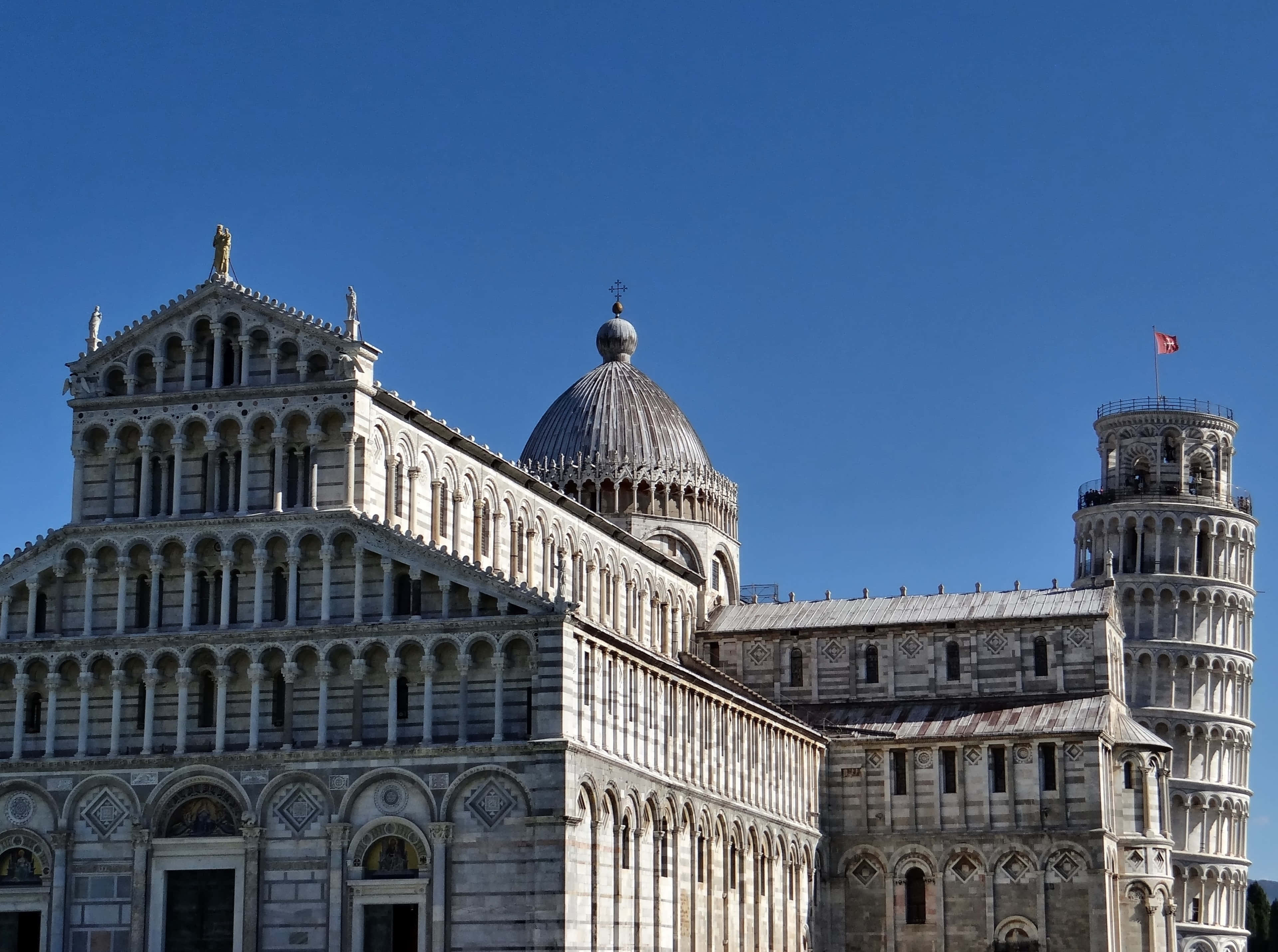 Tower Of Pisa, cathedral, clear blue sky, 4K Desktop Wallpaper