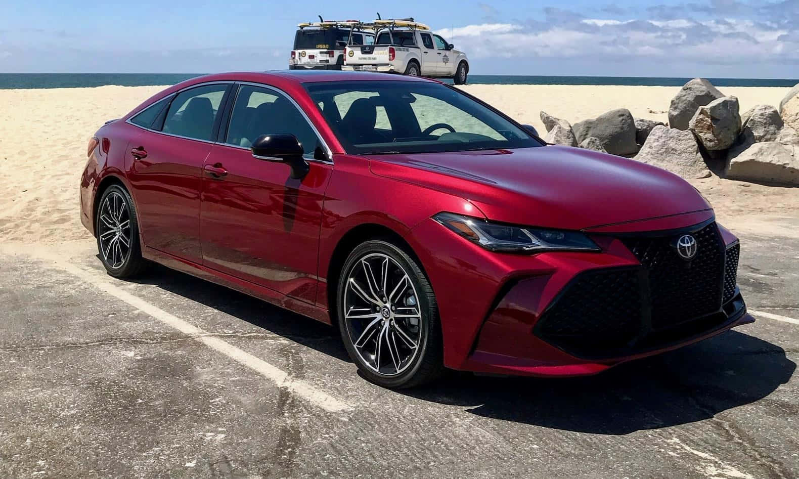 Toyota Avalon, glossy red, asphalt, HD Desktop Wallpaper