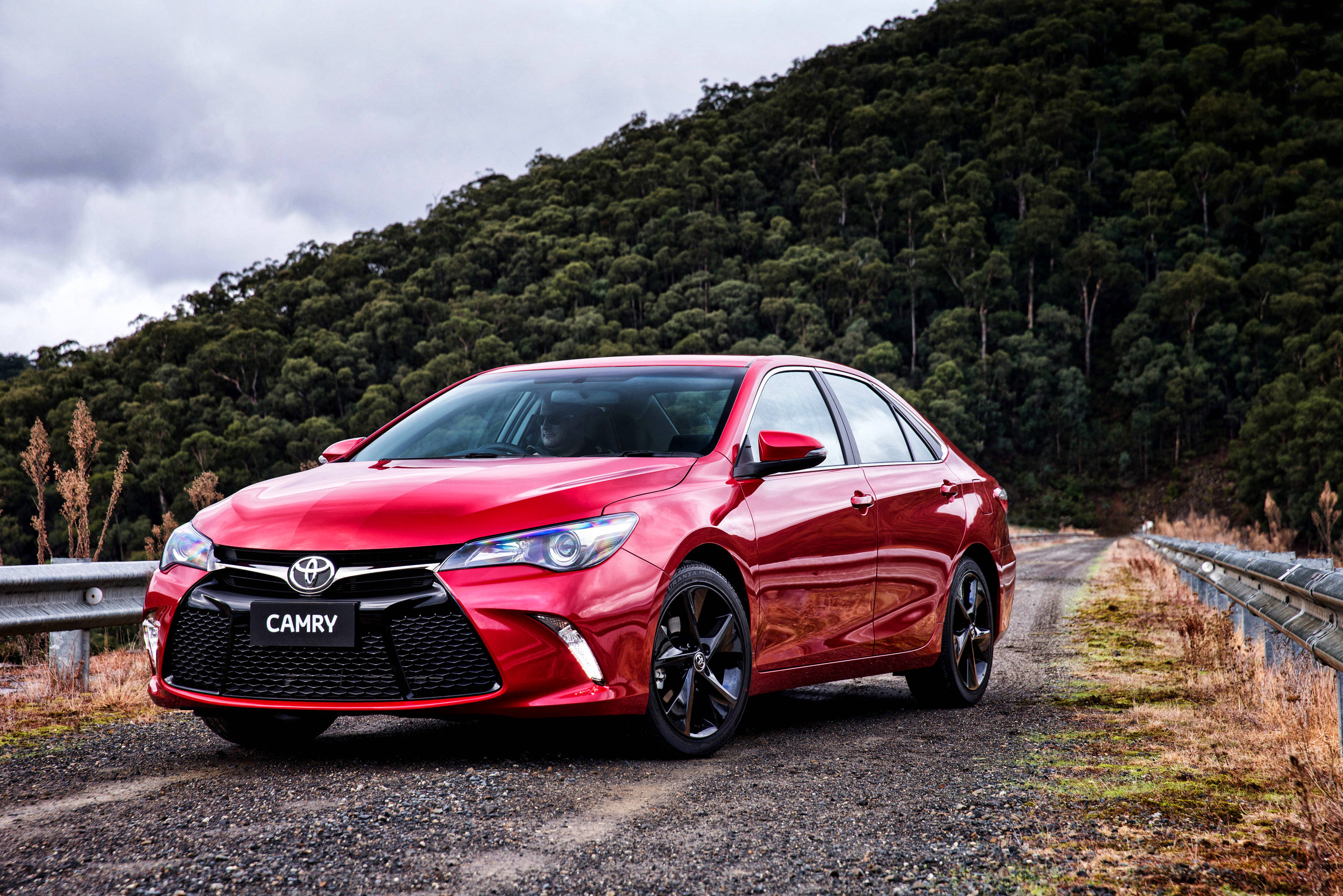 Toyota Camry, metallic red, glossy red, 2K Desktop Wallpaper