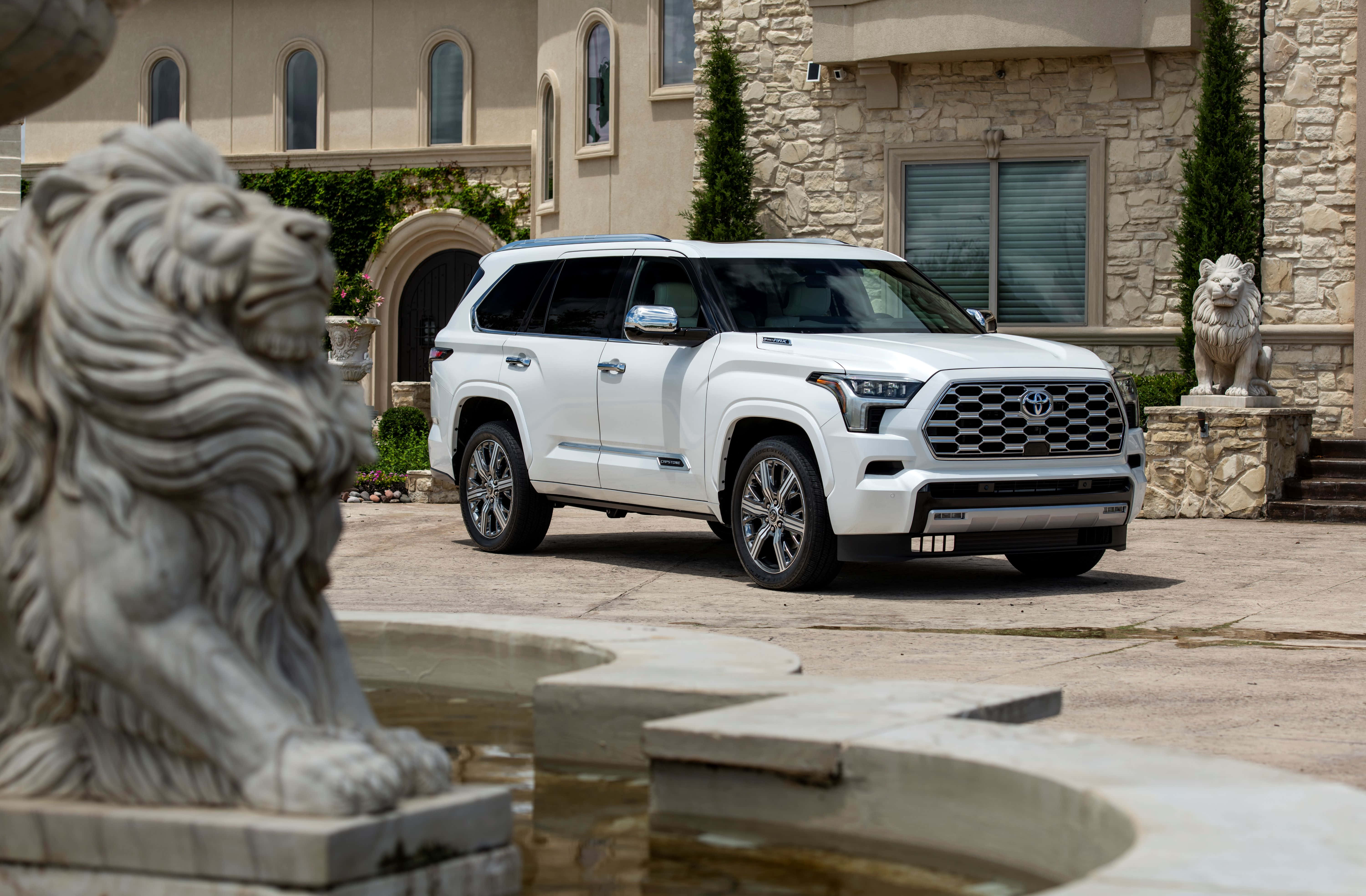 White Toyota Sequoia, luxury home driveway, stone mansion, 5K Desktop Wallpaper
