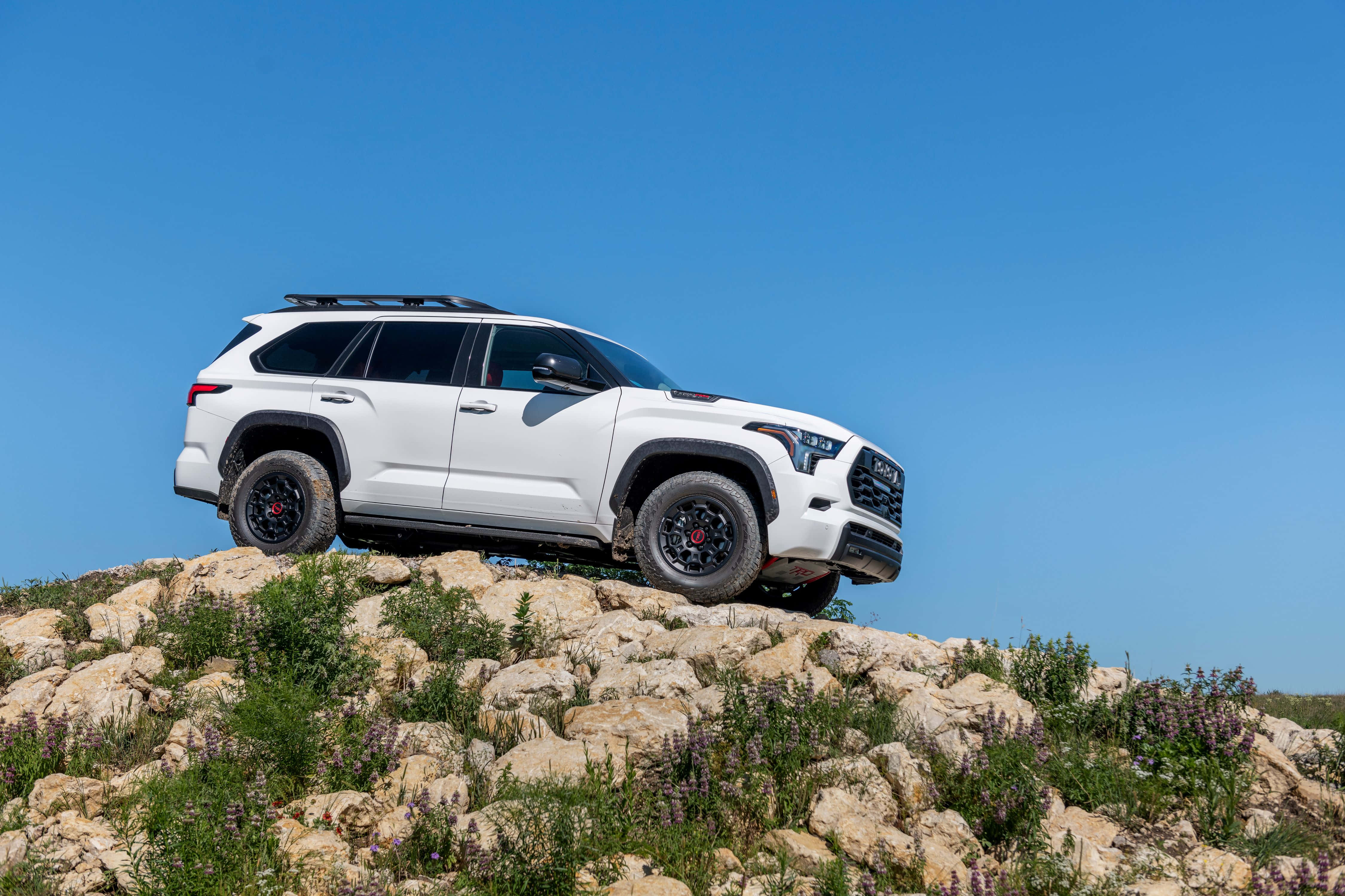 Toyota Sequoia, white, black wheels, 4K Desktop Wallpaper