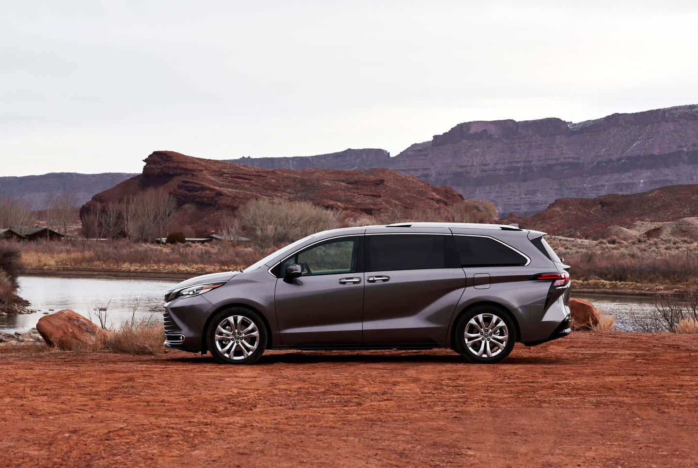 Toyota Sienna, gray, red dirt, HD Desktop Wallpaper