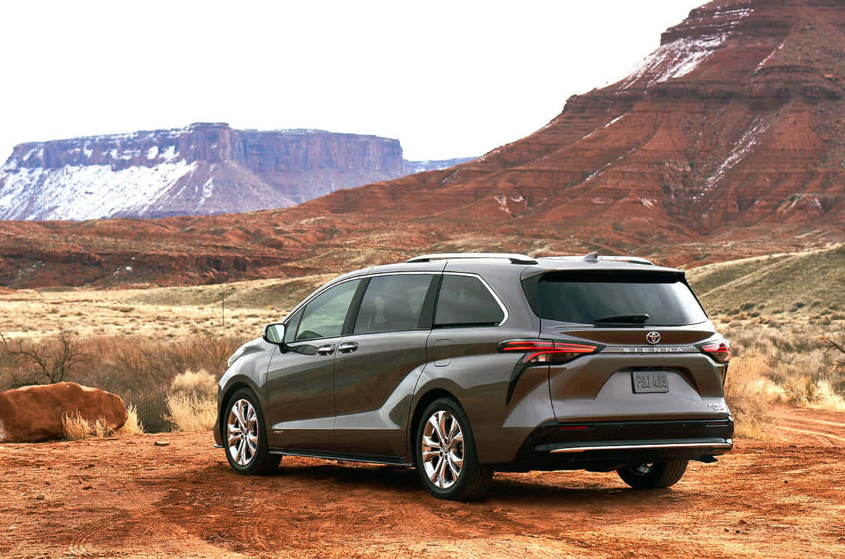 Toyota Sienna, gray, red dirt road, SD Desktop Wallpaper