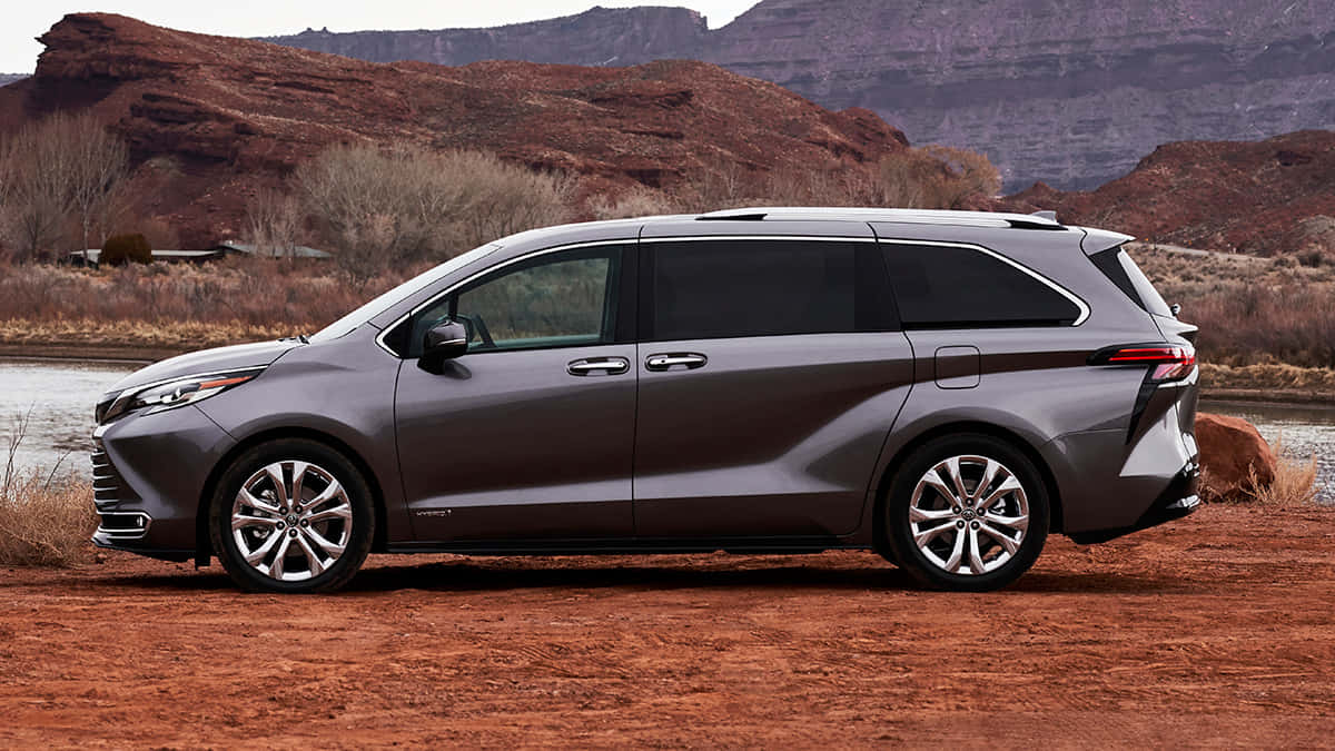Toyota Sienna, gray, red dirt, SD Desktop Wallpaper