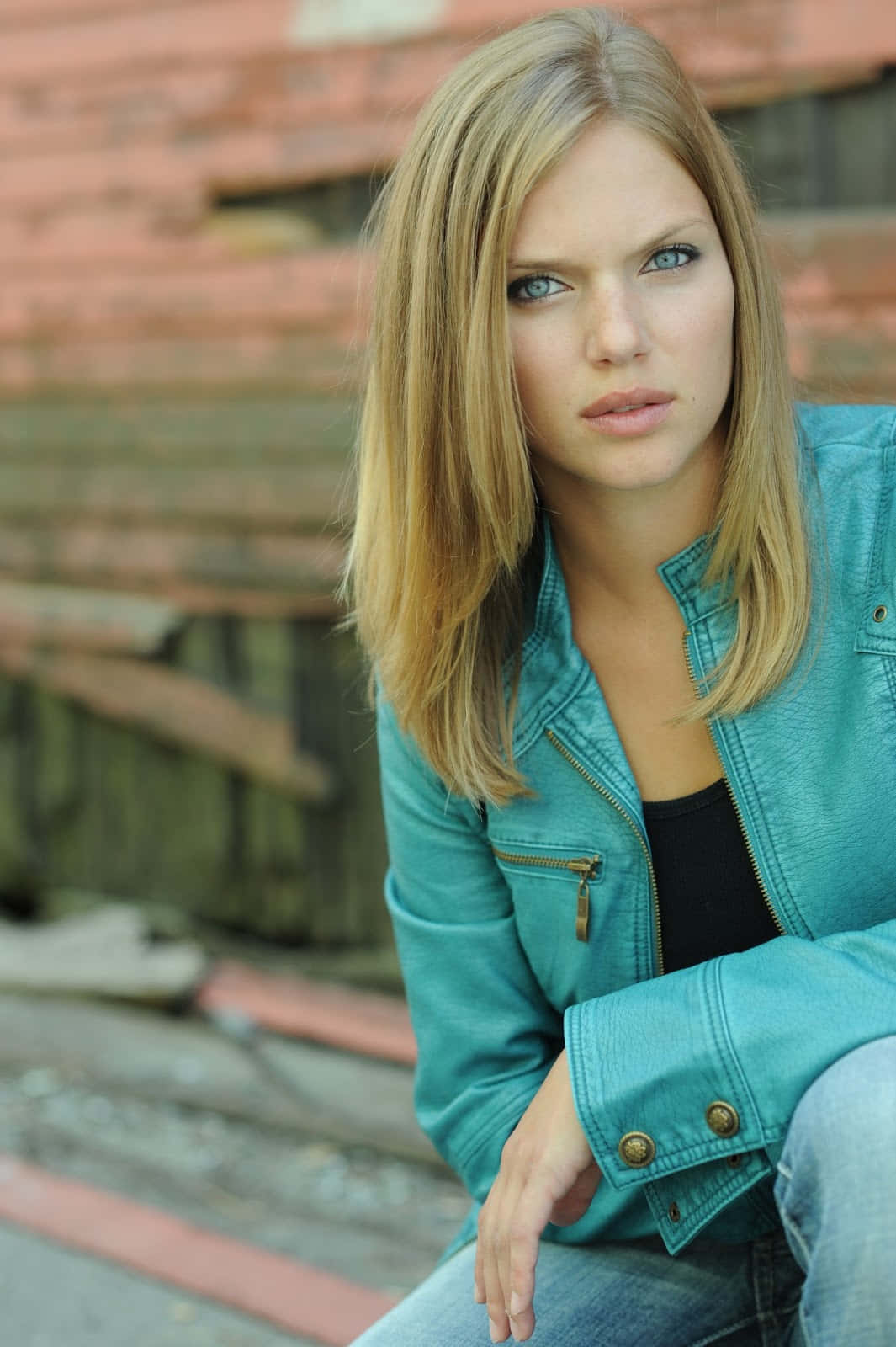Tracy Spiridakos, blue eyes, blonde hair, HD Phone Wallpaper