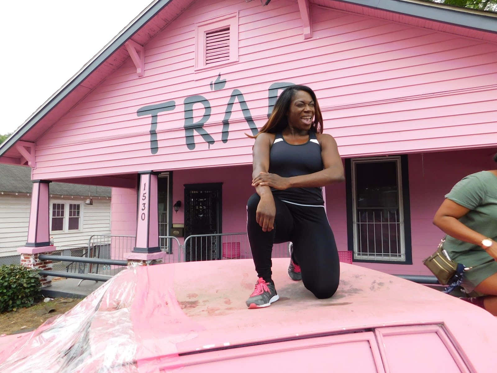Trap House, pink car, vibrant pink building, HD Desktop Wallpaper