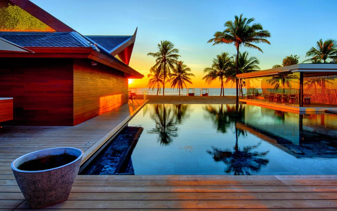 Travel HD