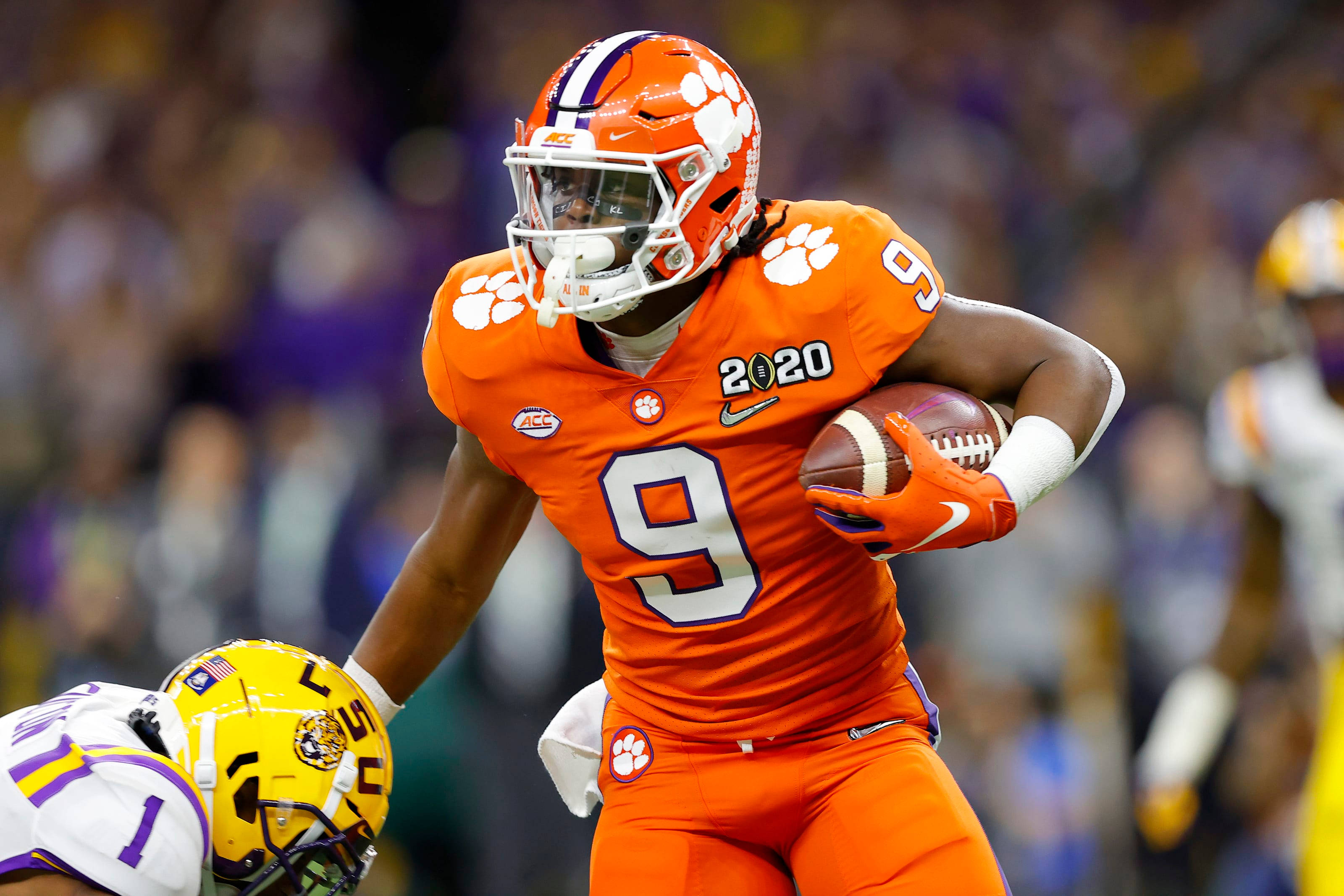 Travis Etienne, Clemson football player, orange gear, 2K Desktop Wallpaper