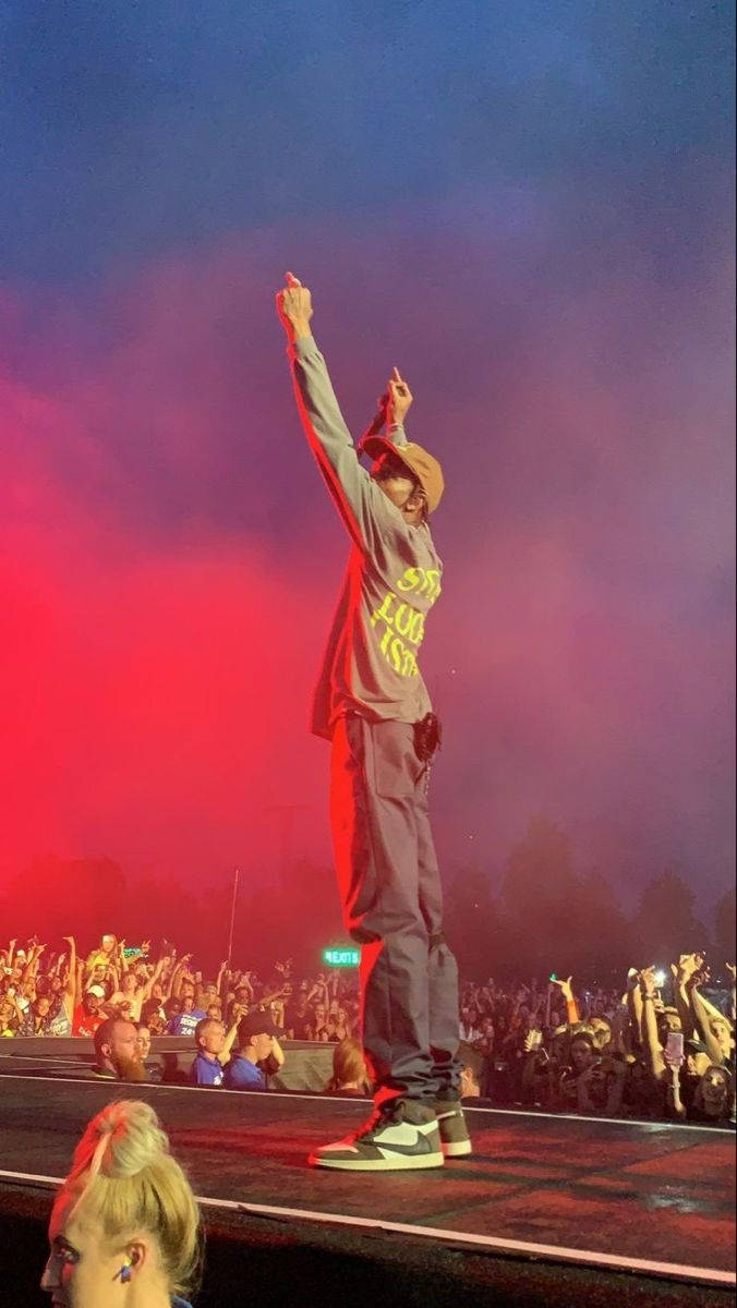Travis Scott Aesthetic, Outdoor Stage, Vibrant red and blue stage lights, SD Phone Wallpaper