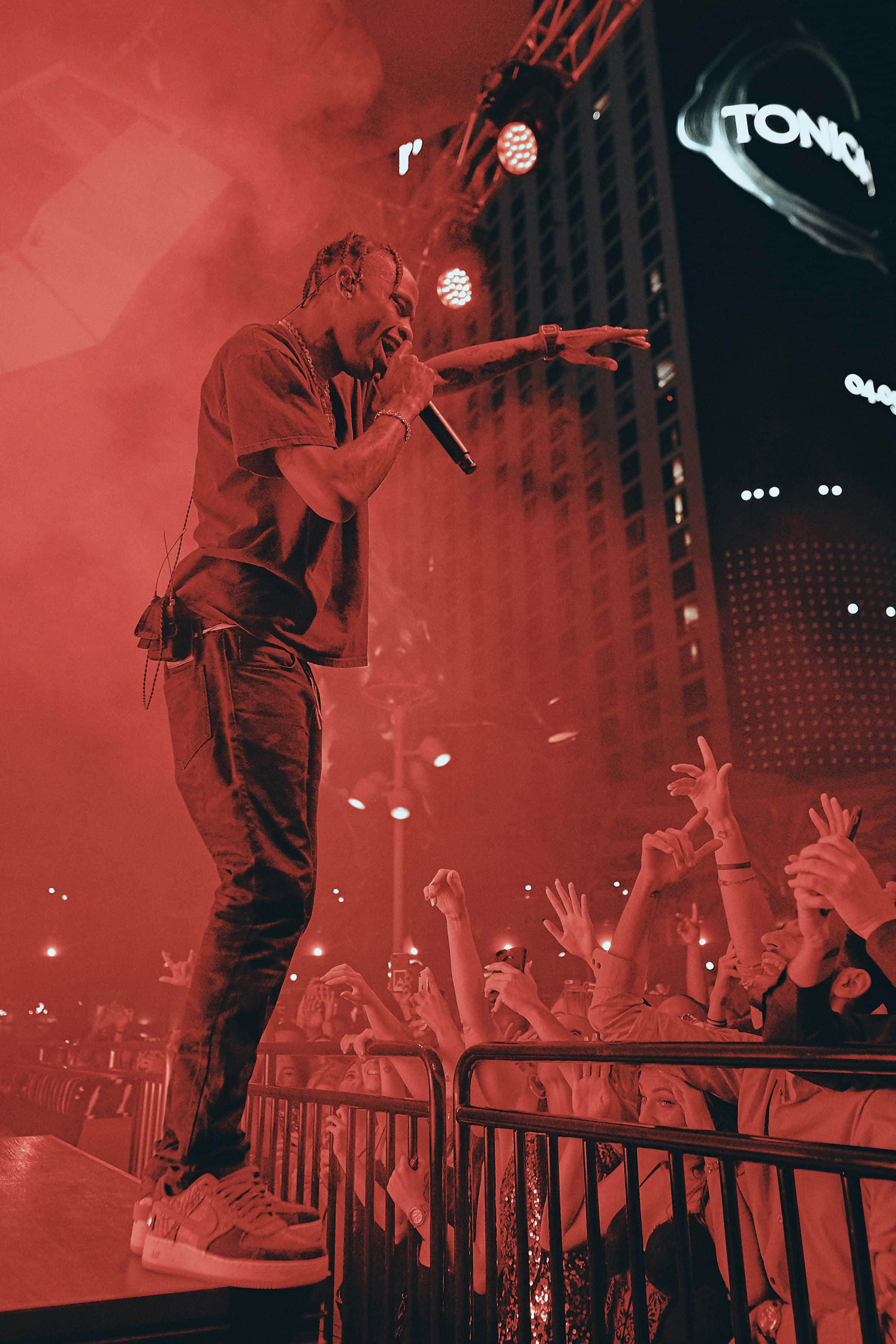 Travis Scott Concert, rooftop stage, red light, 2K Phone Wallpaper