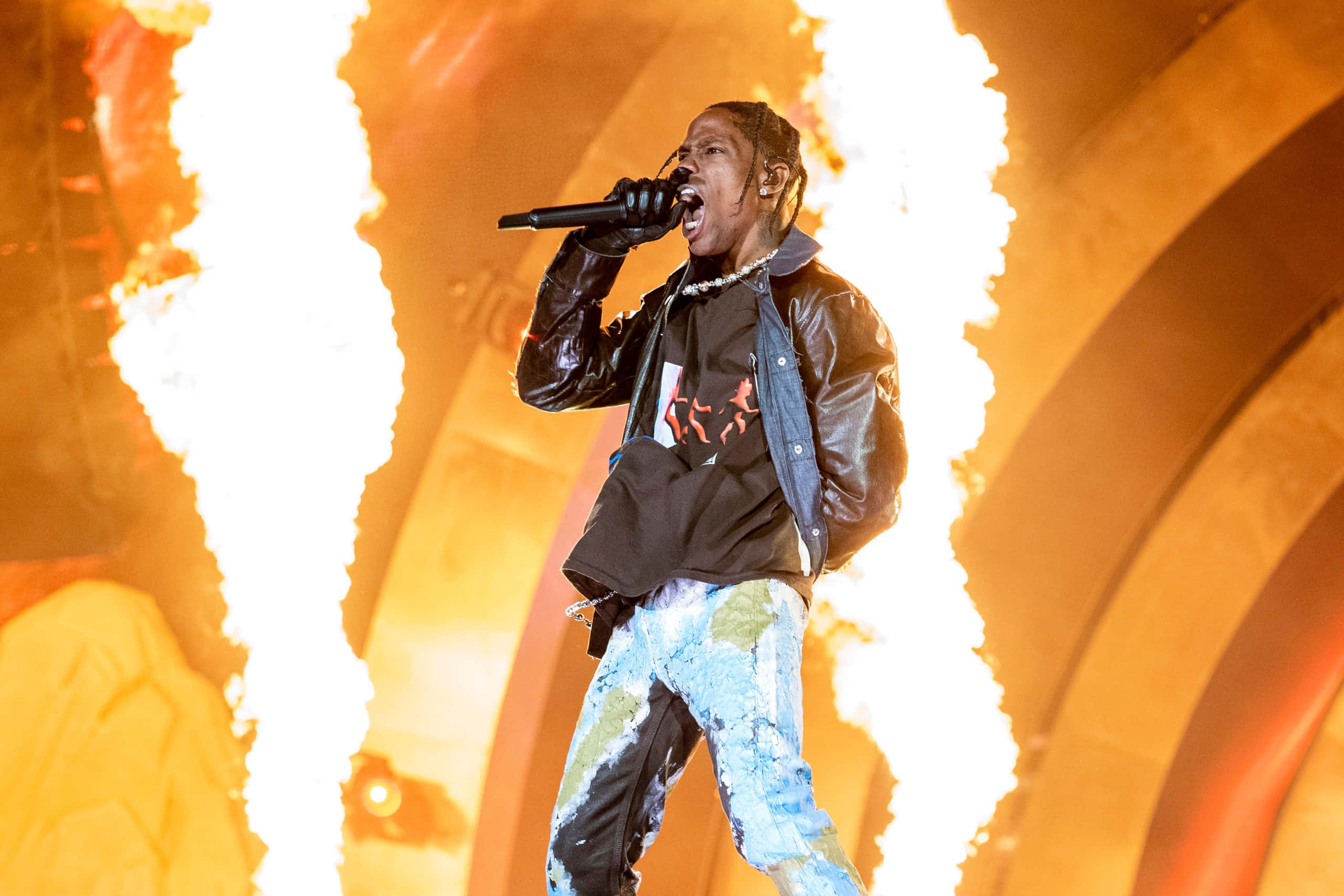 Travis Scott Concert, fire, pyrotechnics, 2K Desktop Wallpaper