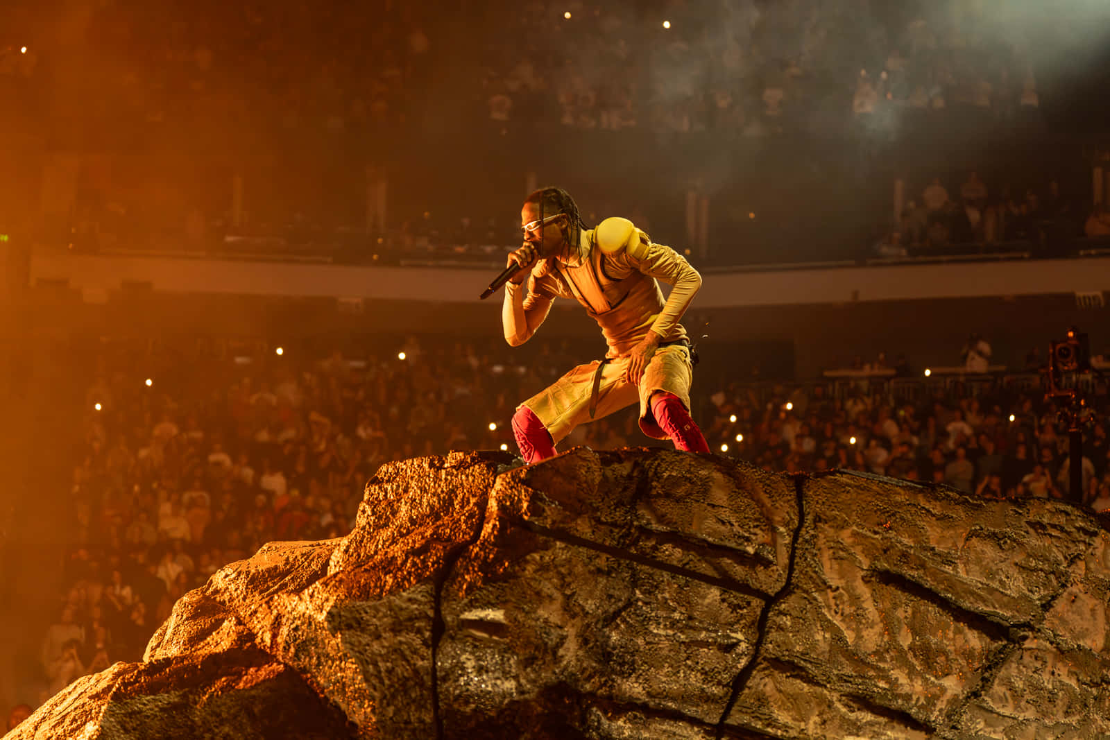 Travis Scott, concert stage, large rock, HD Desktop Wallpaper