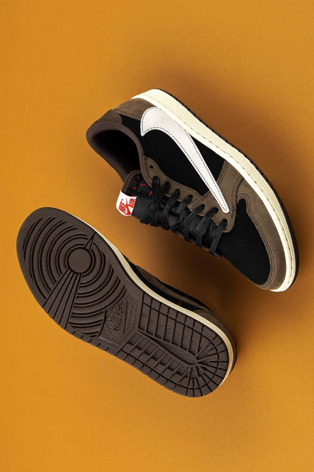 Travis Scott x Jordan 1, brown and black sneakers, white soles, HD Phone Wallpaper