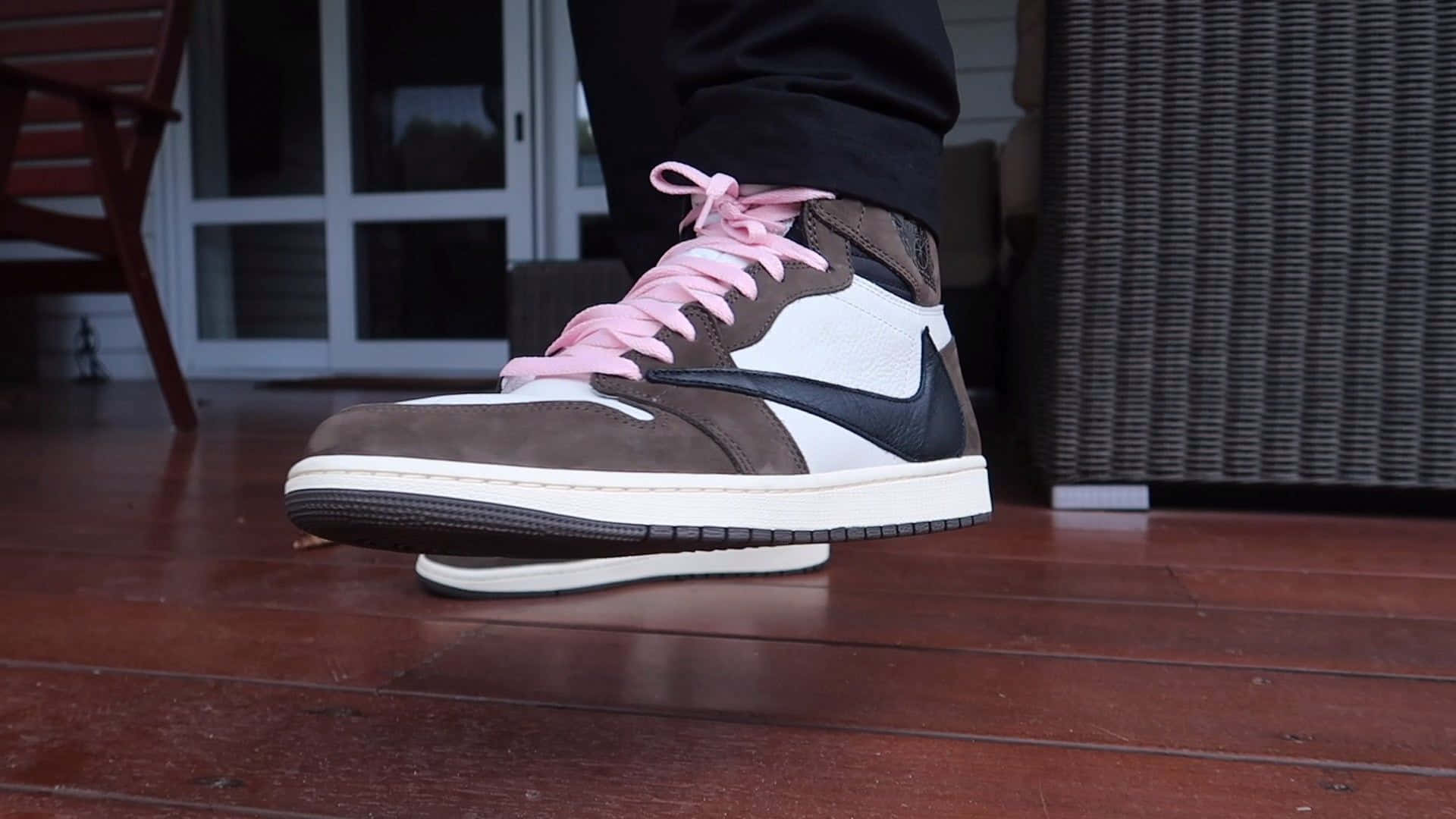 Travis Scott Jordan 1, brown white and black, pink laces, Full HD Desktop Wallpaper