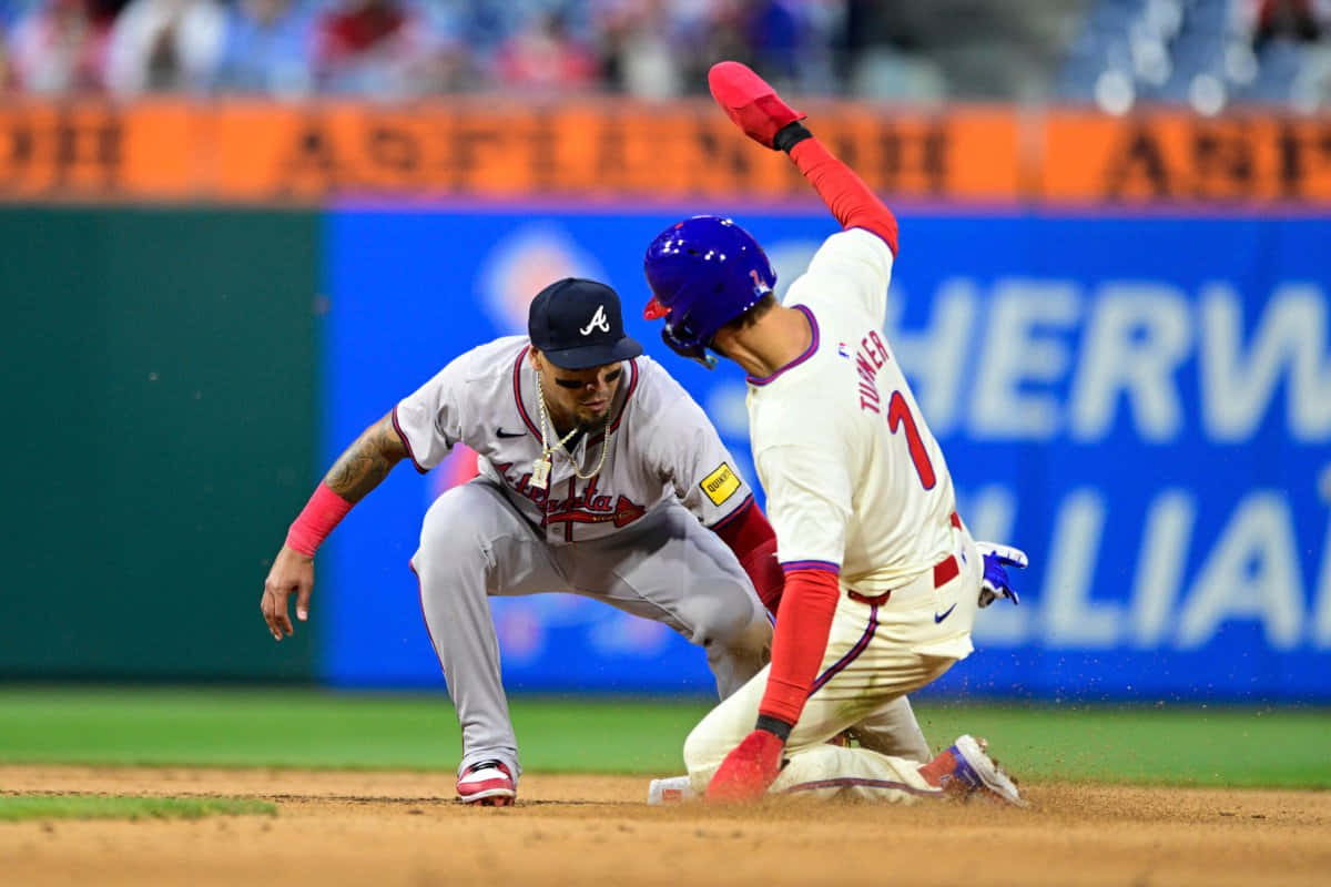 Trea Turner, Phillies, base stealing attempt, SD Desktop Wallpaper
