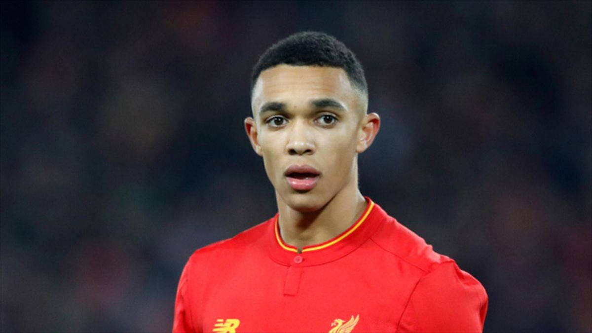 Trent Alexander-Arnold, red Liverpool jersey, stadium crowd, SD Desktop Wallpaper