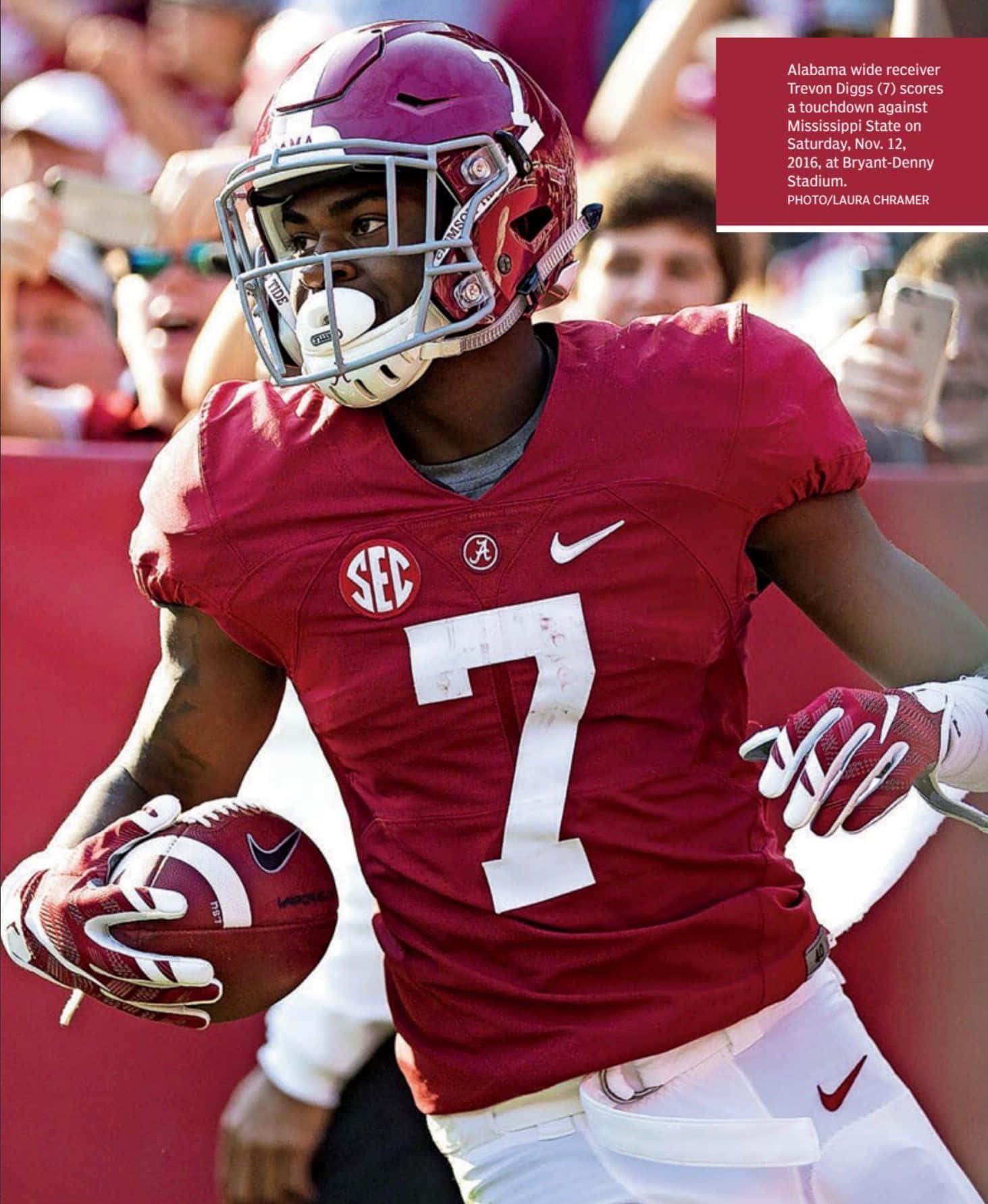 Trevon Diggs, crimson uniform, football field, HD Phone Wallpaper